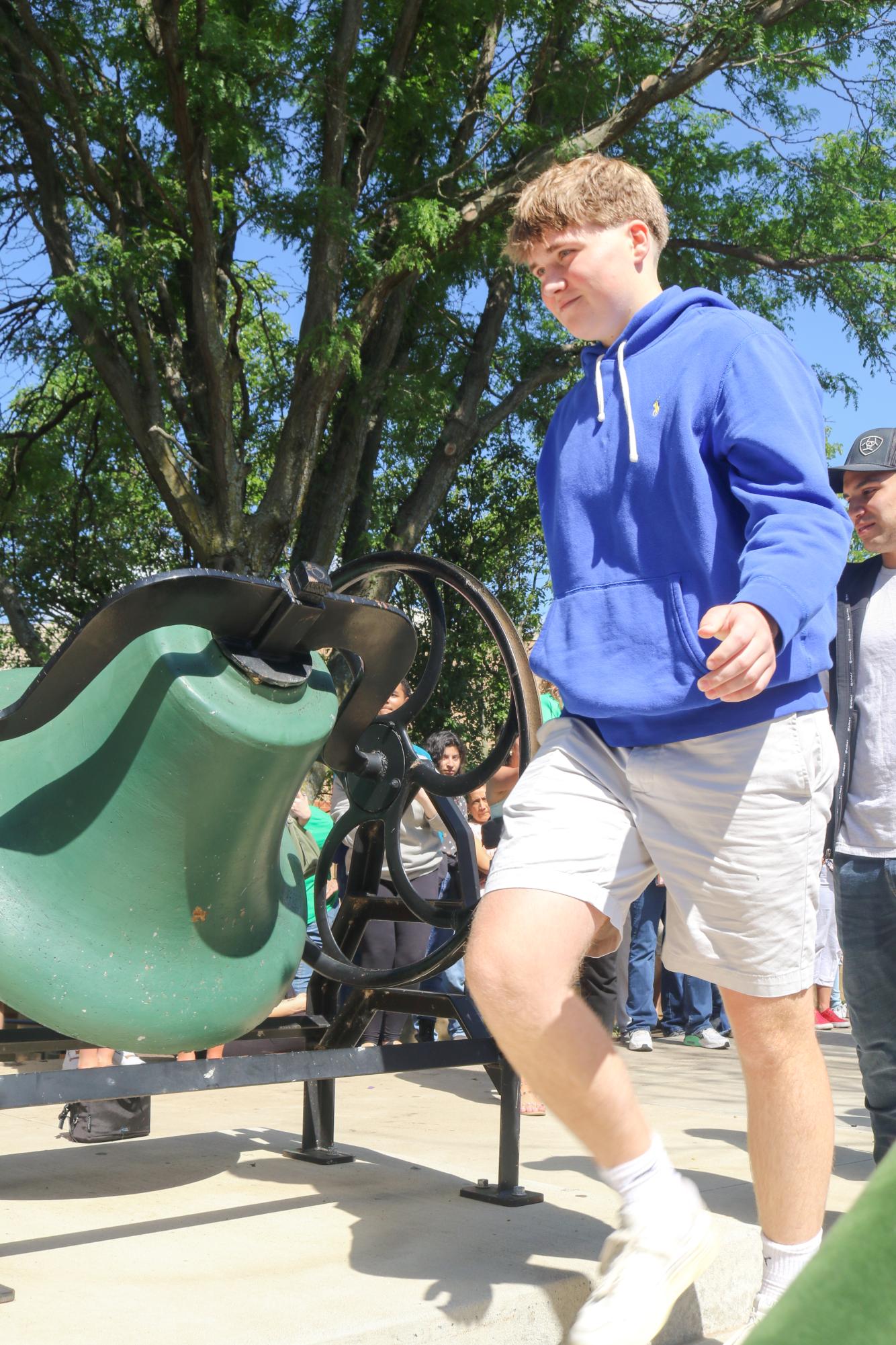 Senior Bell Ringing (Photos by Mikah Herzberg)