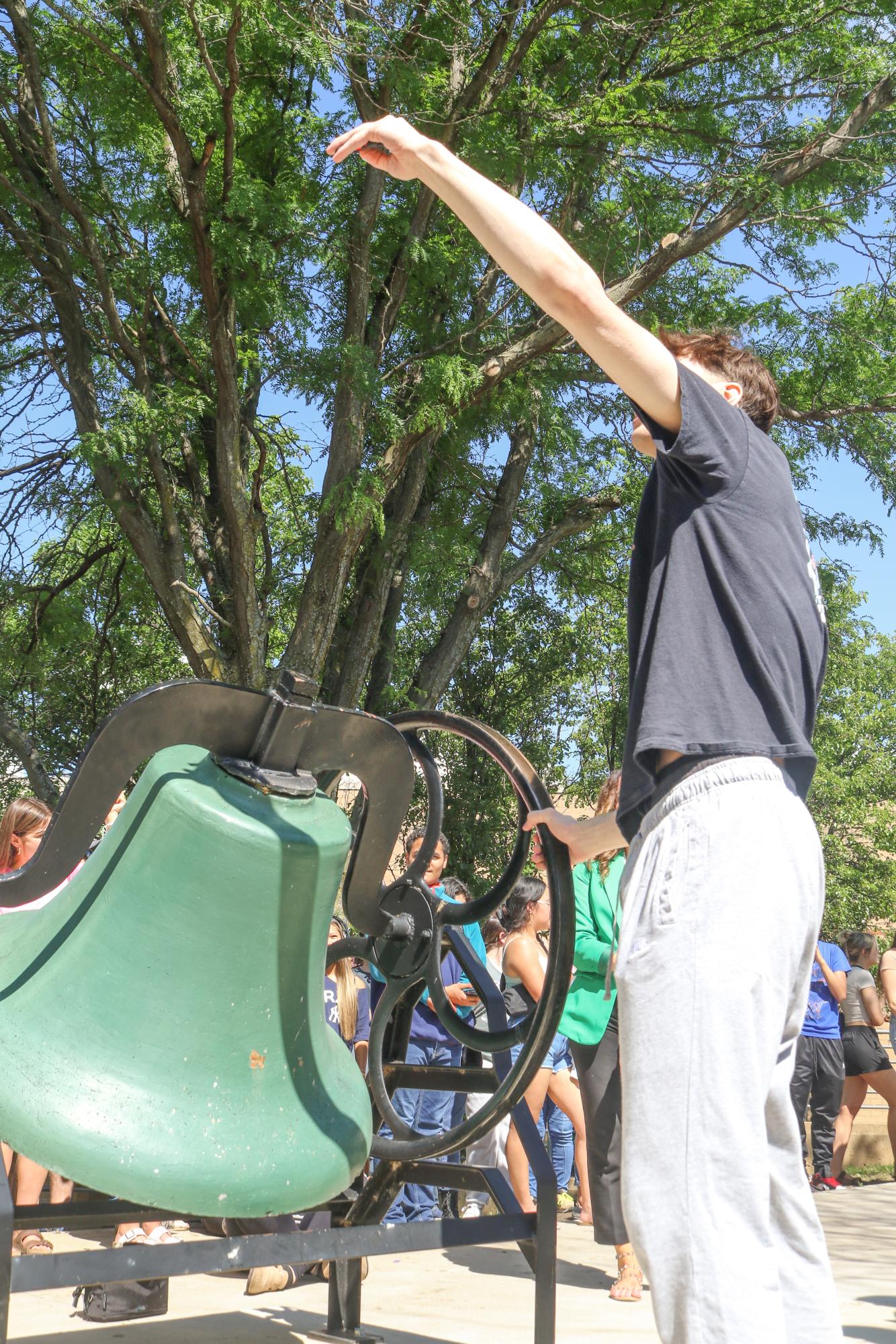 Senior Bell Ringing (Photos by Mikah Herzberg)