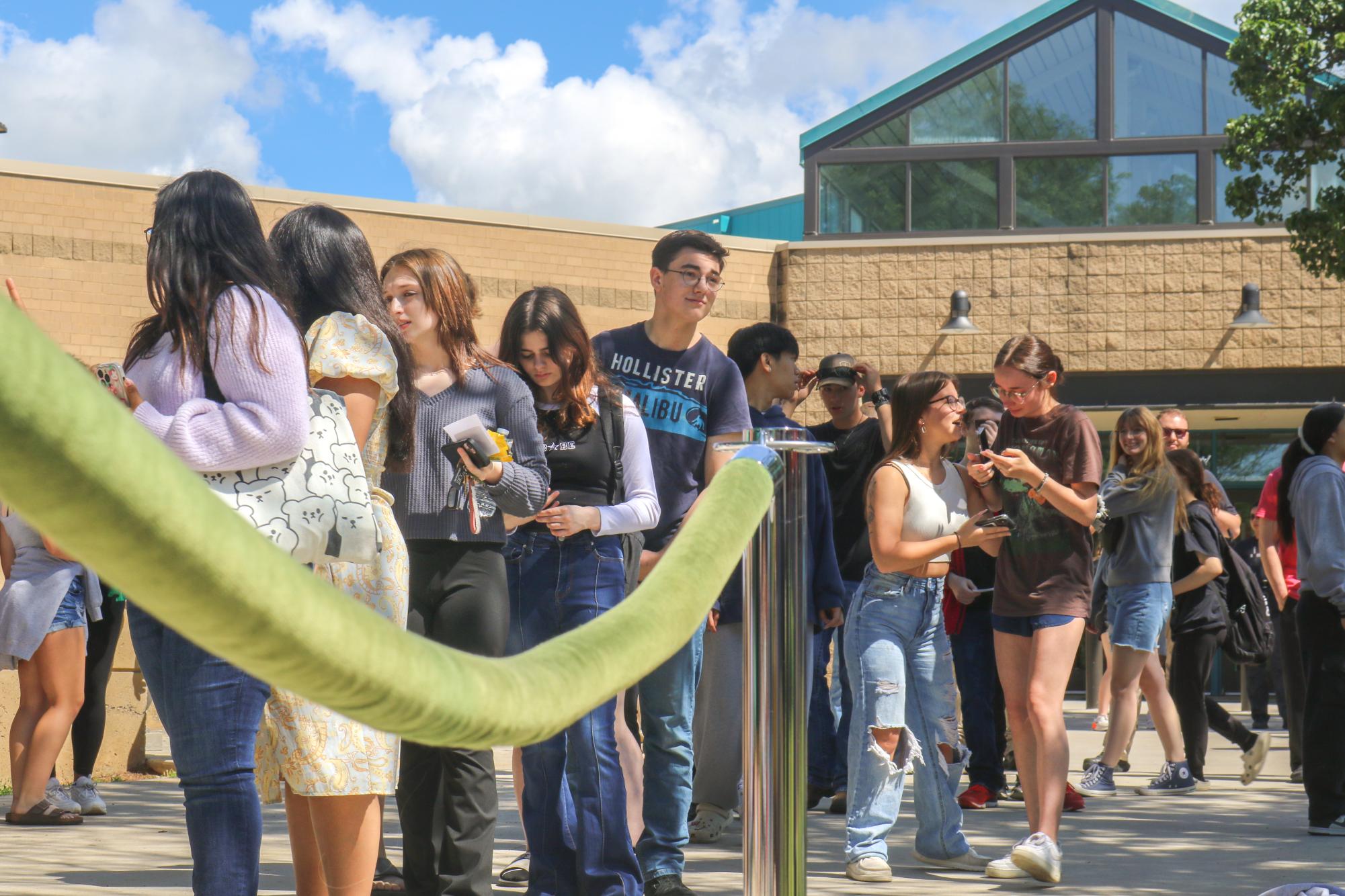 Senior Bell Ringing (Photos by Mikah Herzberg)