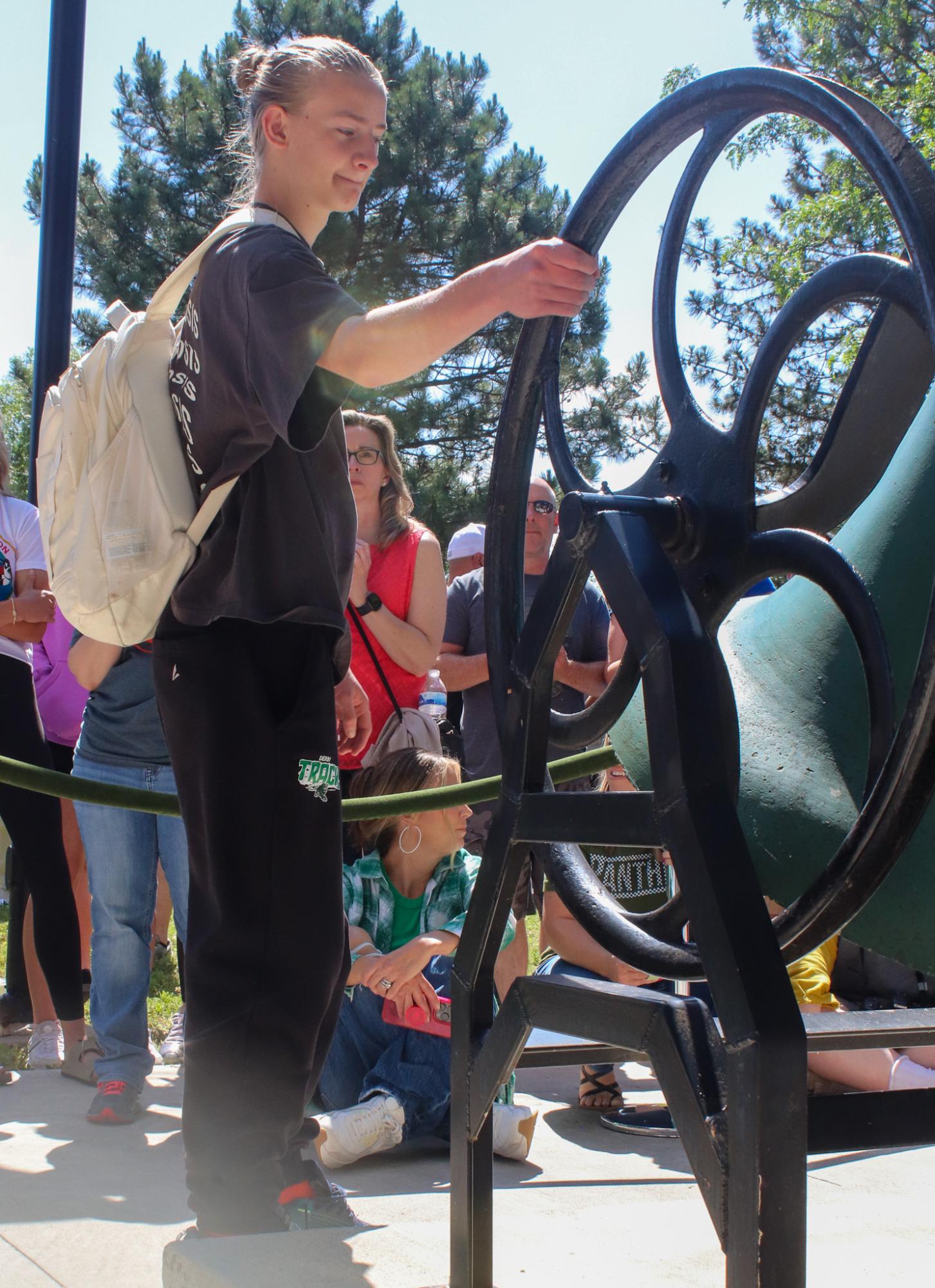 Senior Bell Ringing (Photos by Laylah Allen)