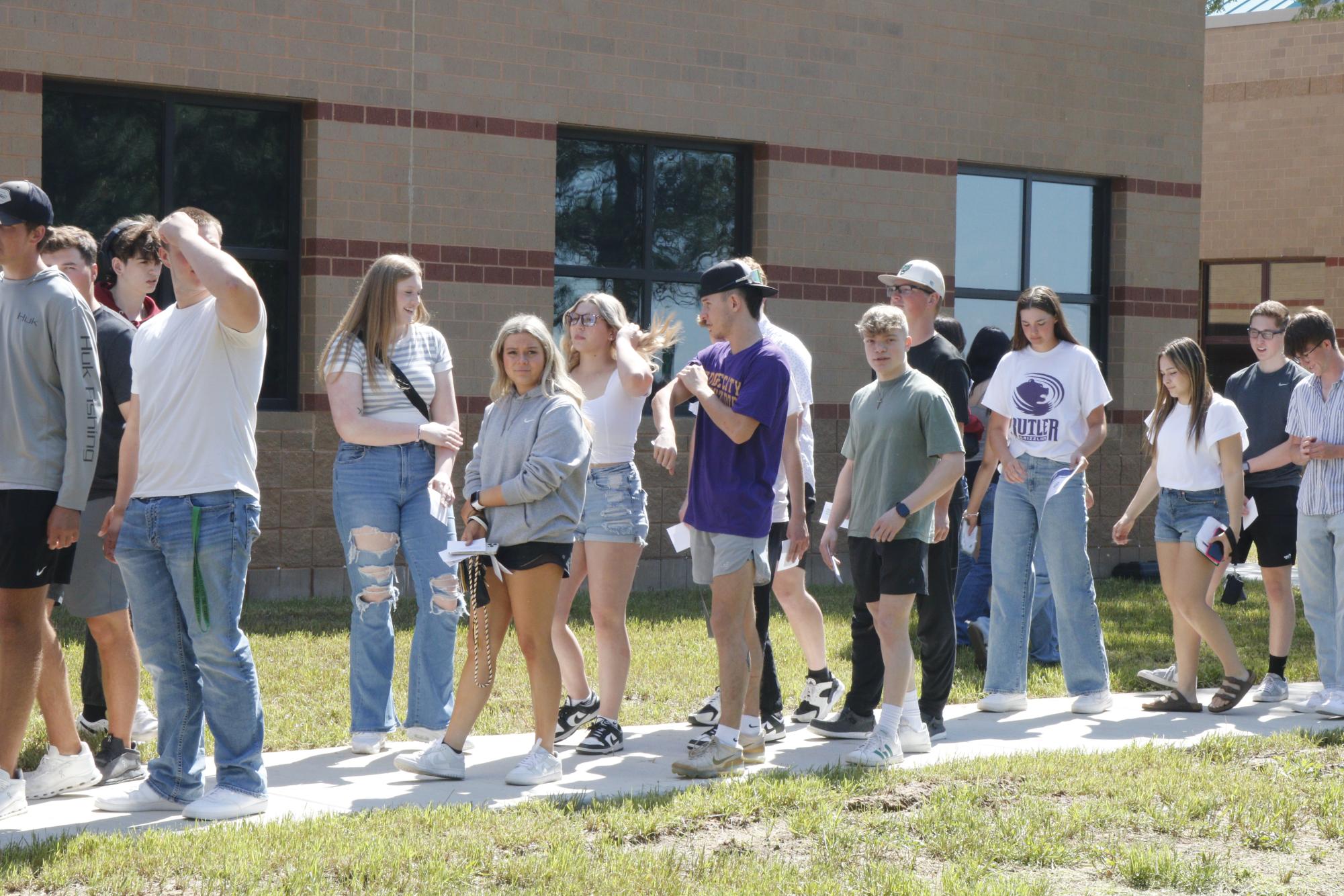 Senior Bell Ringing (Photos by Kaelyn Kissack)