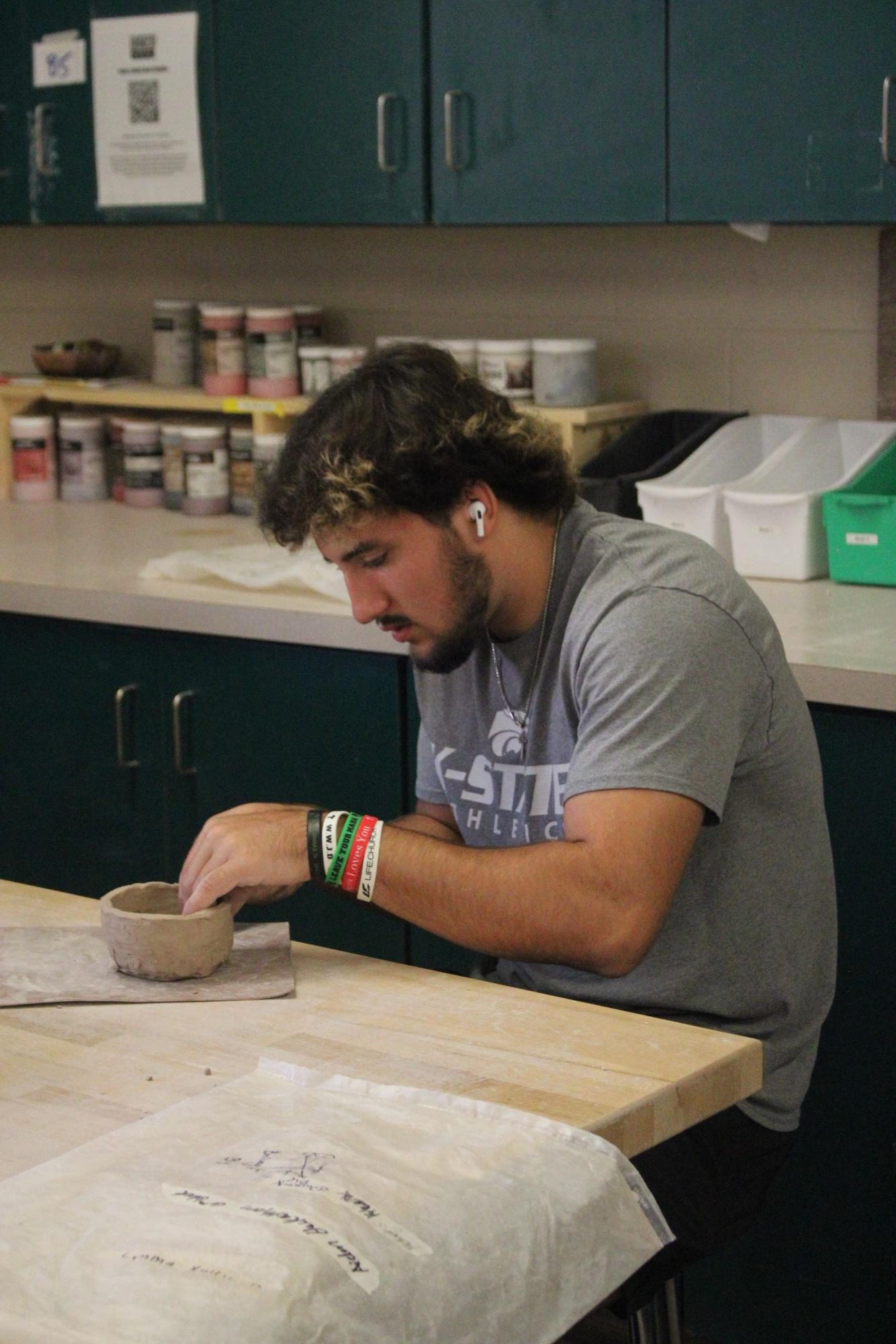 Clay class (Photos By Ella Davidson)