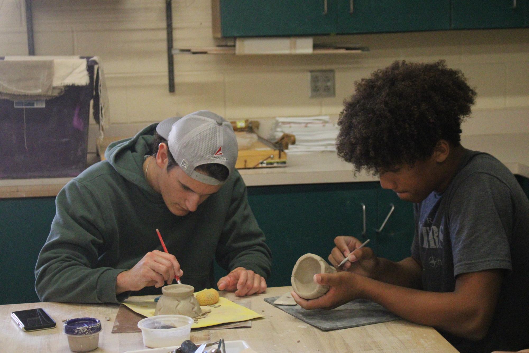 Clay class (Photos By Ella Davidson)