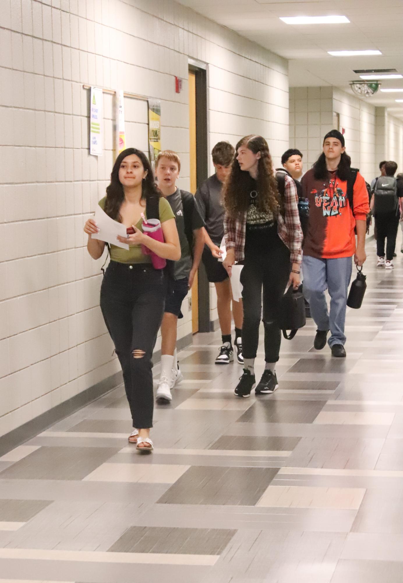 New student first day (Photos by Taylor Hallowell)