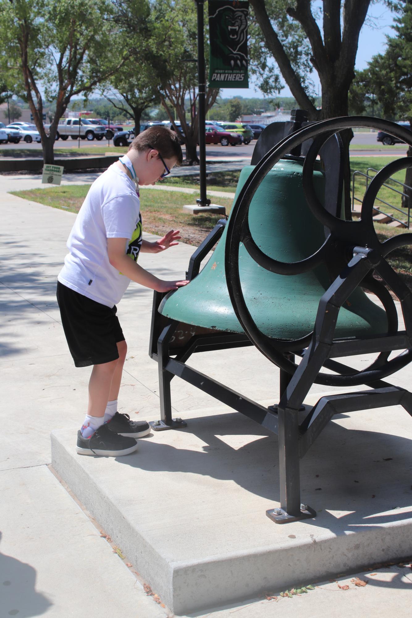 New student first day (Photos by Taylor Hallowell)