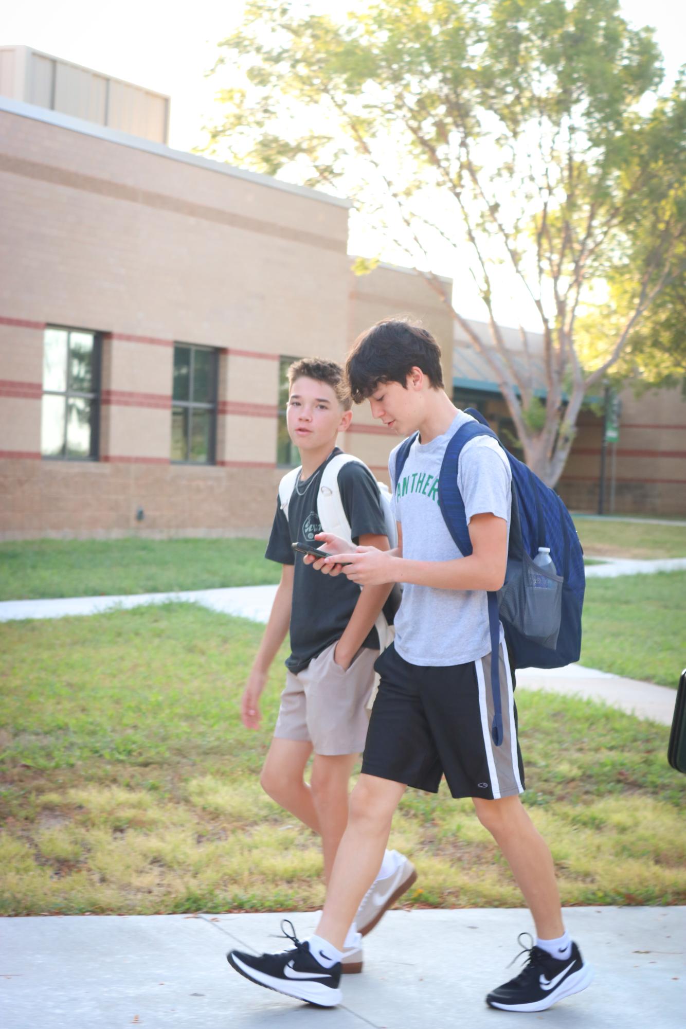 New student first day (Photos by Mikah Herzberg)