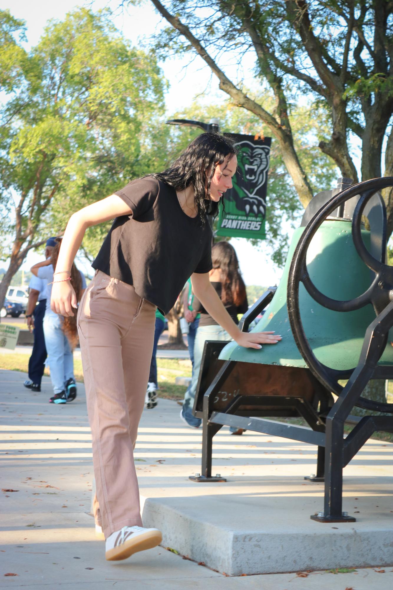 New student first day (Photos by Mikah Herzberg)