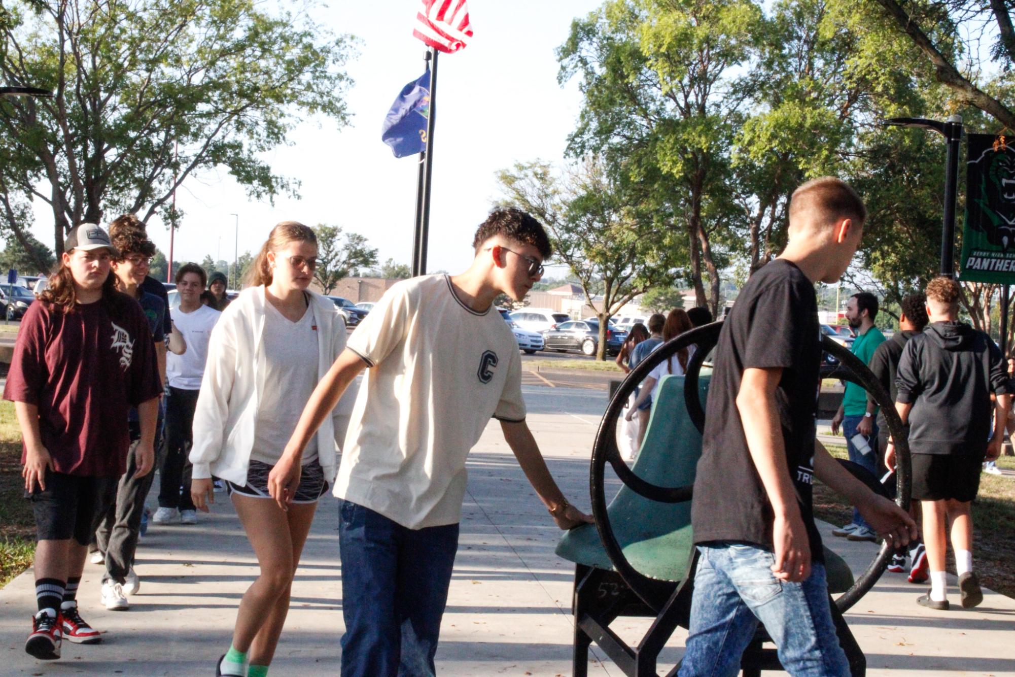 New student first day (Photos by Kaelyn Kissack)