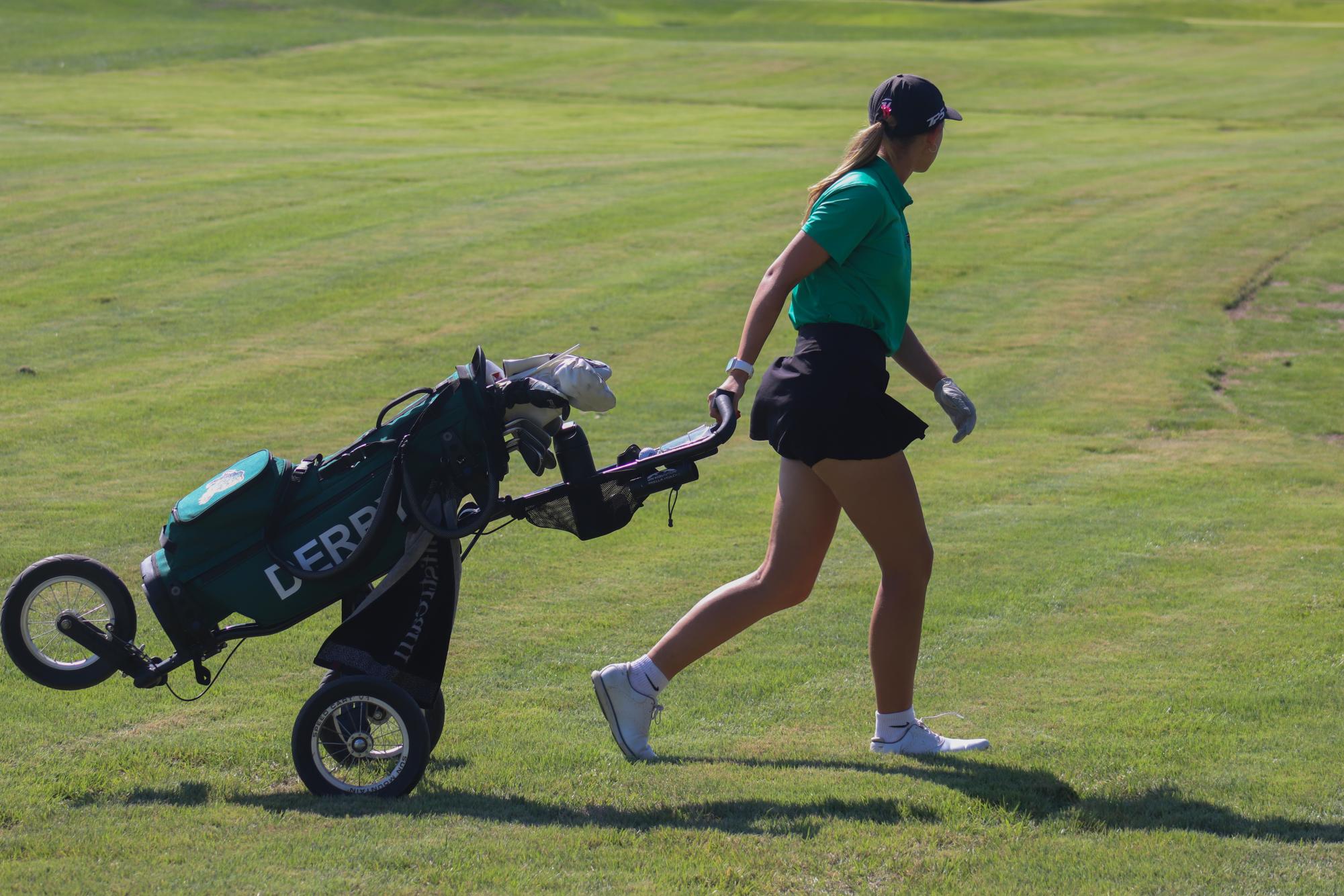 Girls Golf at Home (Photos by Ella Davidson)