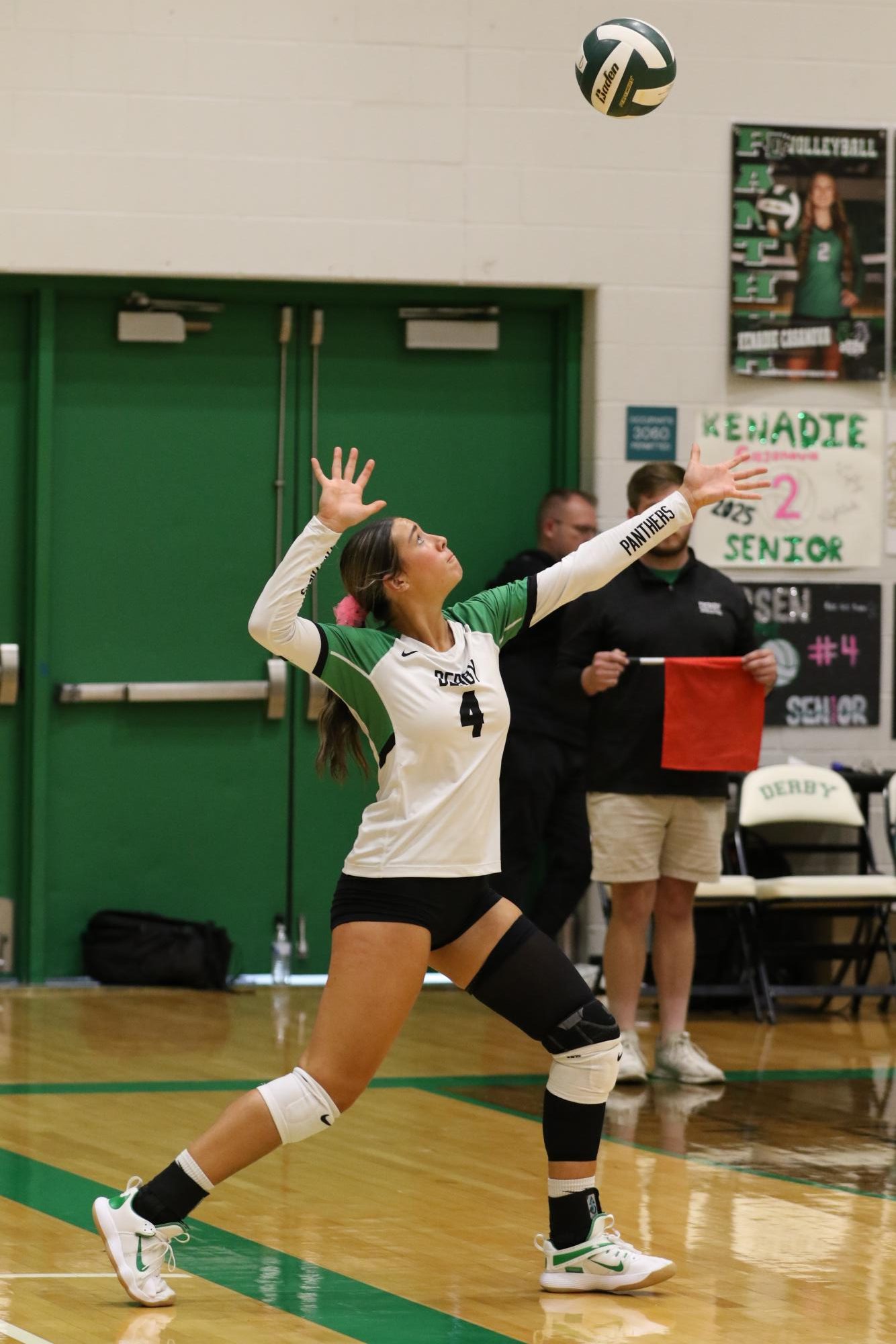 Volleyball vs. Hutch (Photos by Maggie Elliott)