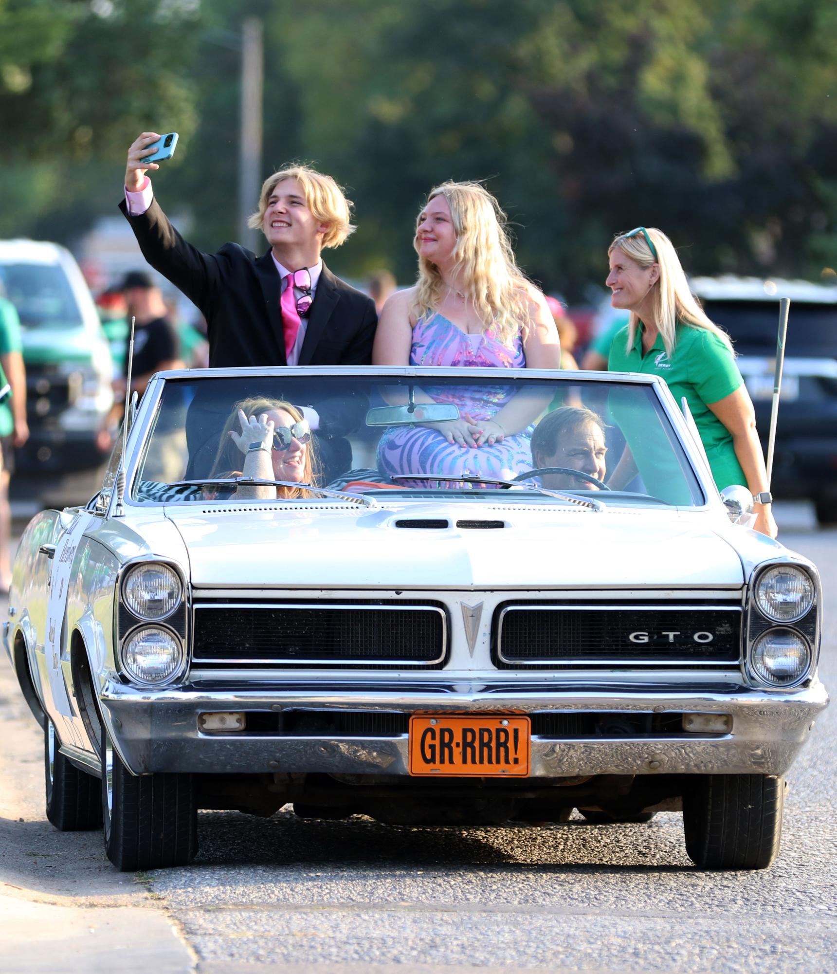 Homecoming parade (Photos by Maggie Elliott)