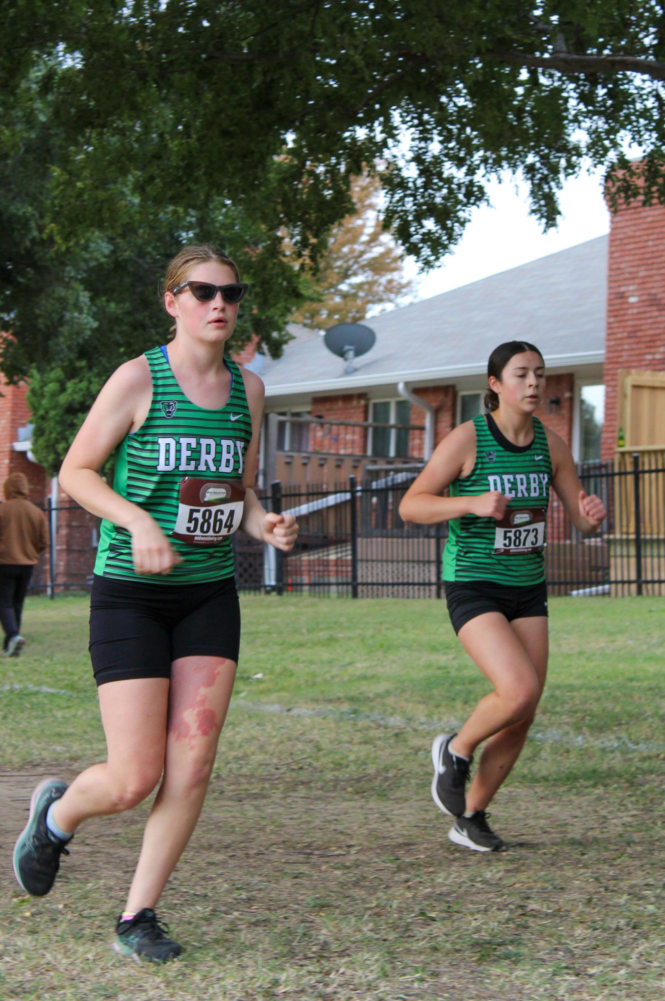 Cross country at  L.W Clapp Park (Photos by Olivia Grosser)