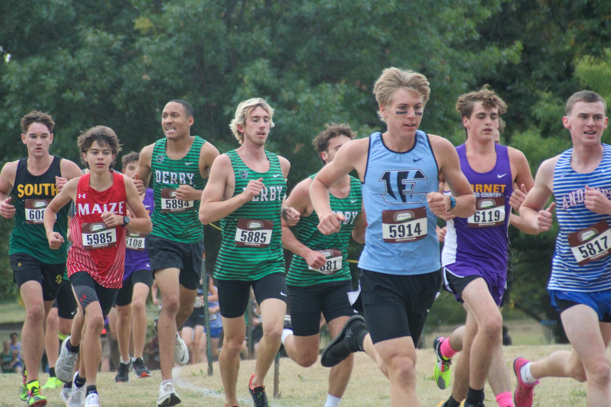 Cross country at  L.W Clapp Park (Photos by Olivia Grosser)