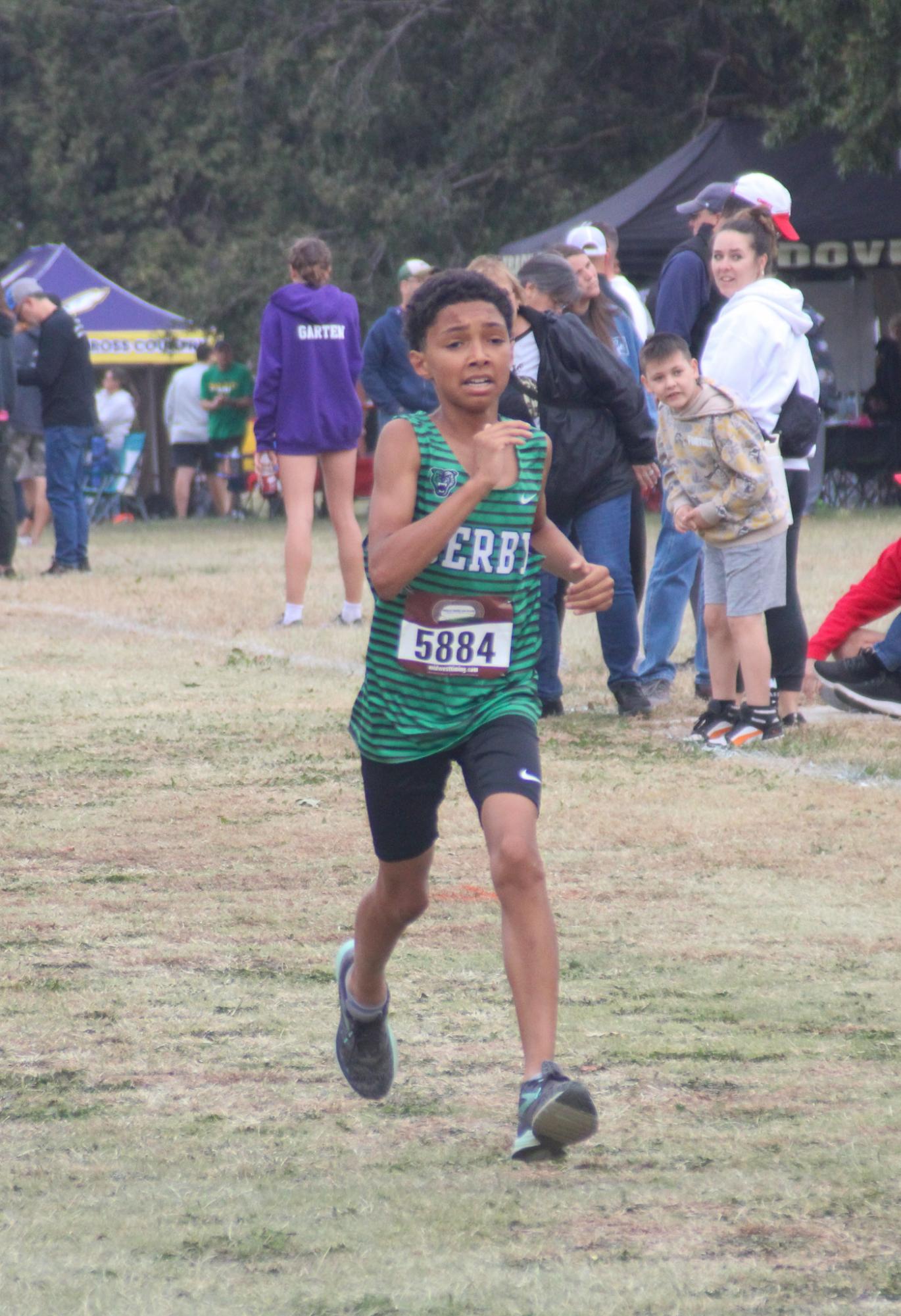 Cross country at  L.W Clapp Park (Photos by Olivia Grosser)