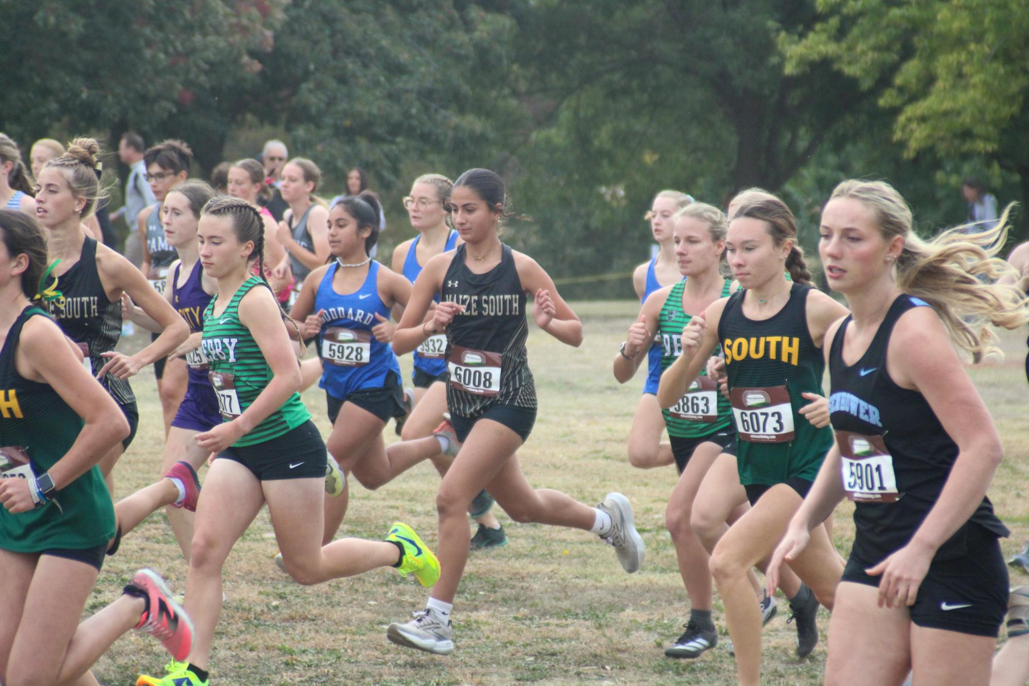 Cross country at  L.W Clapp Park (Photos by Olivia Grosser)