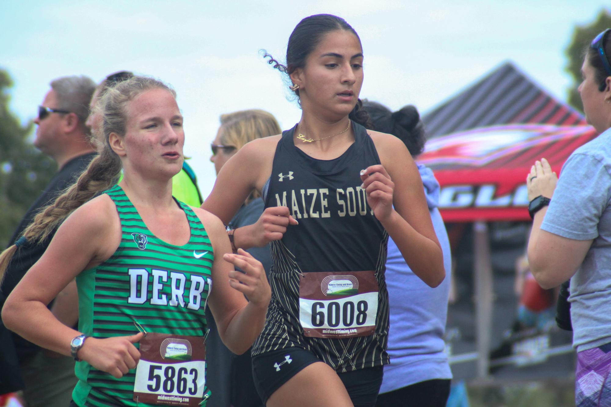 Cross country at  L.W Clapp Park (Photos by Olivia Grosser)