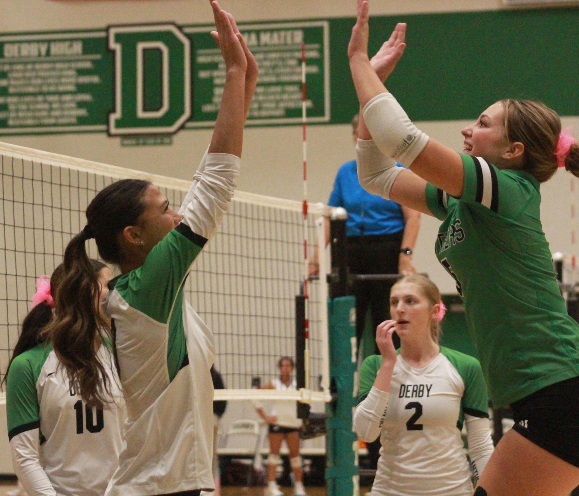 Varsity volleyball vs. Hutchinson (Photos by Bree Stuhlsatz)