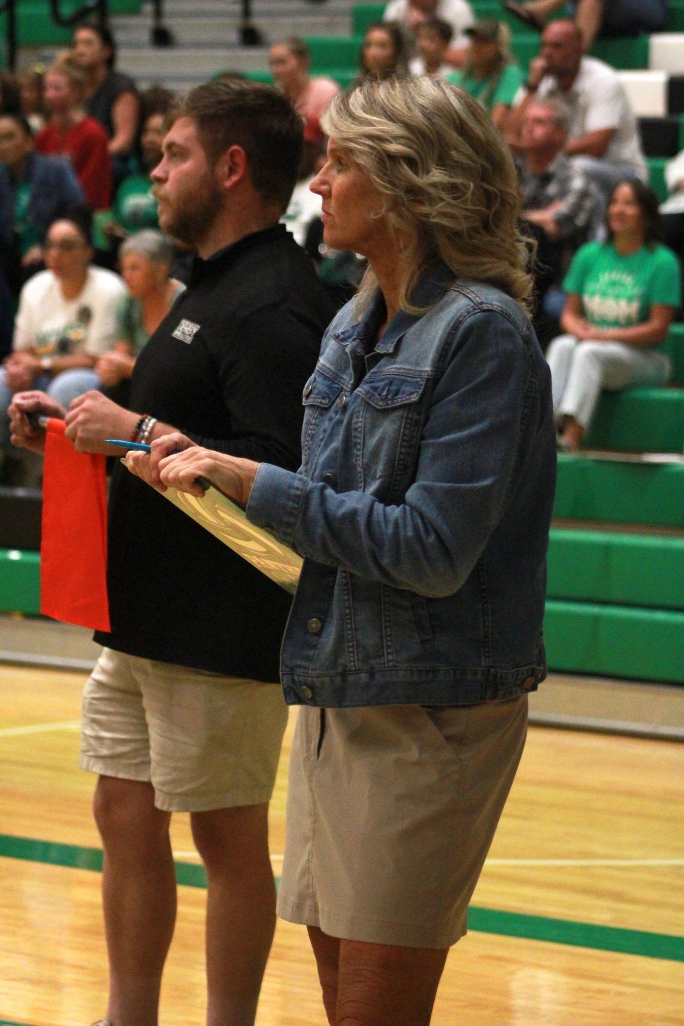 Varsity volleyball vs. Hutchinson (Photos by Bree Stuhlsatz)