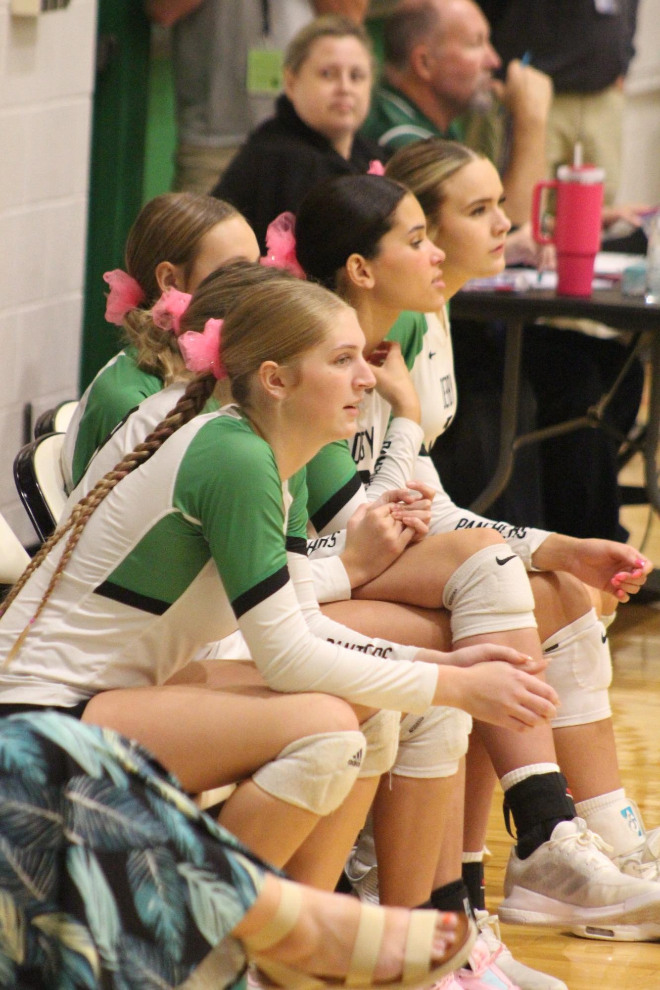 Varsity volleyball vs. Hutchinson (Photos by Bree Stuhlsatz)