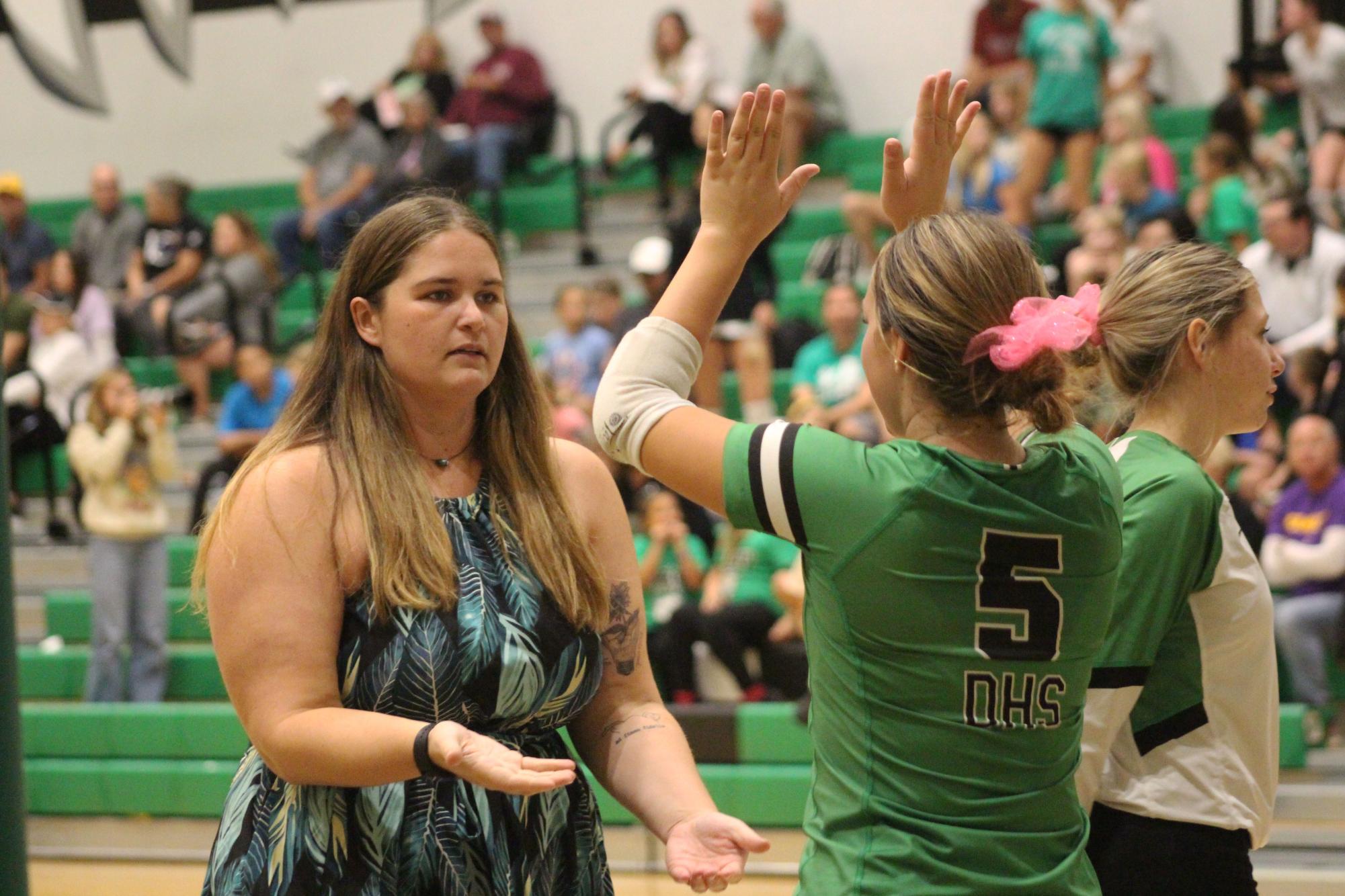 Varsity volleyball vs. Hutchinson (Photos by Bree Stuhlsatz)