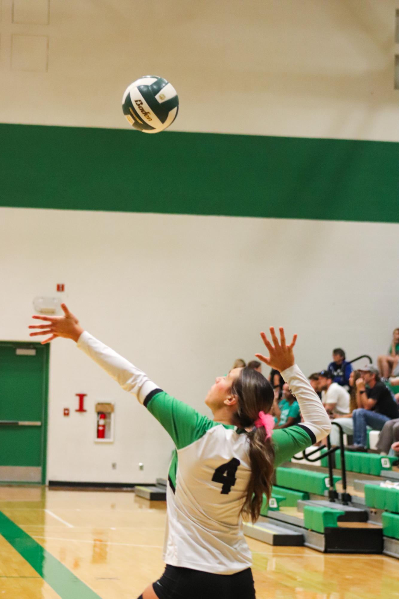 Varsity Volleyball vs. Hutchinson (Photos by Kaelyn Kissack)