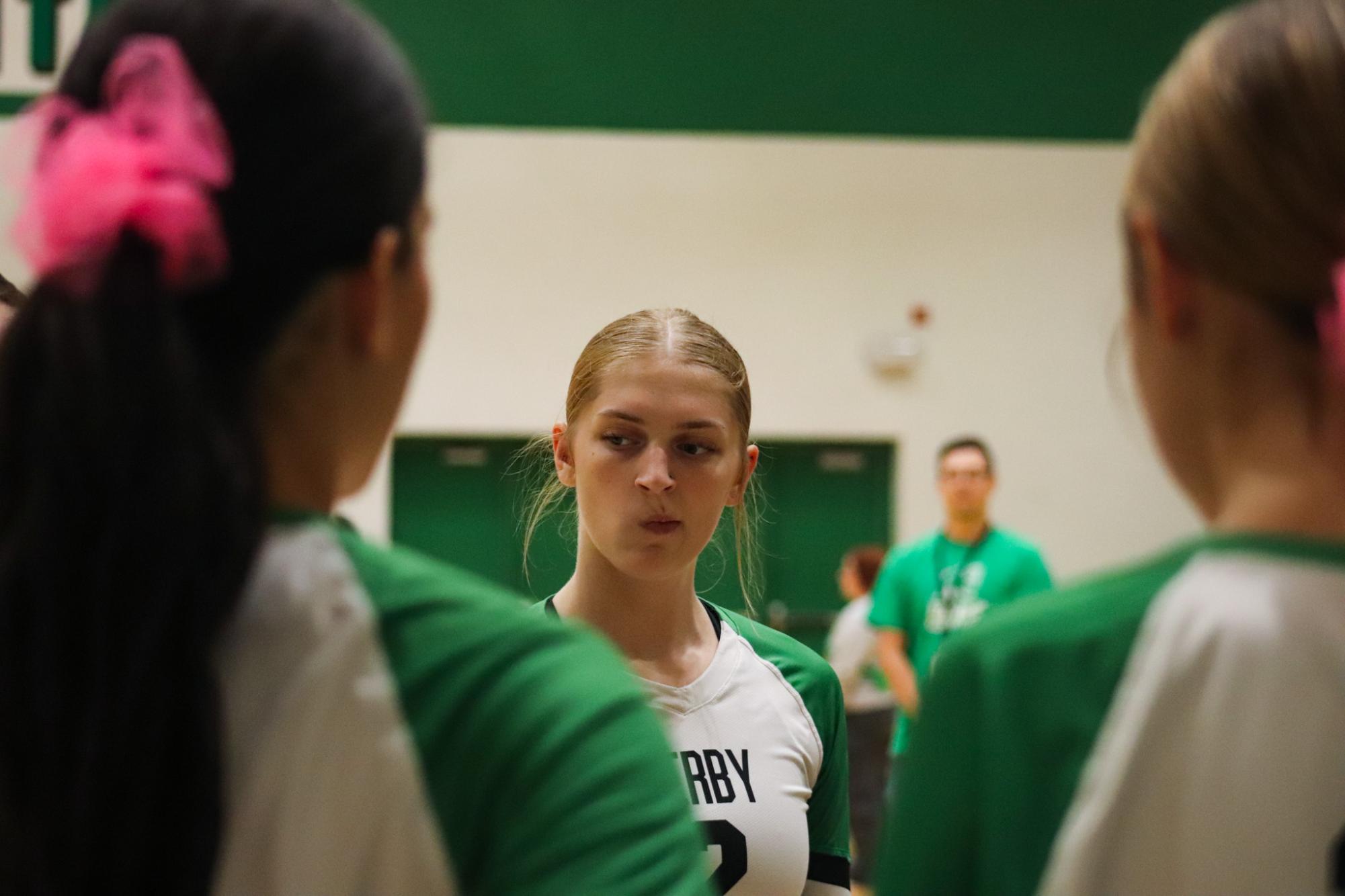 Varsity Volleyball vs. Hutchinson (Photos by Kaelyn Kissack)