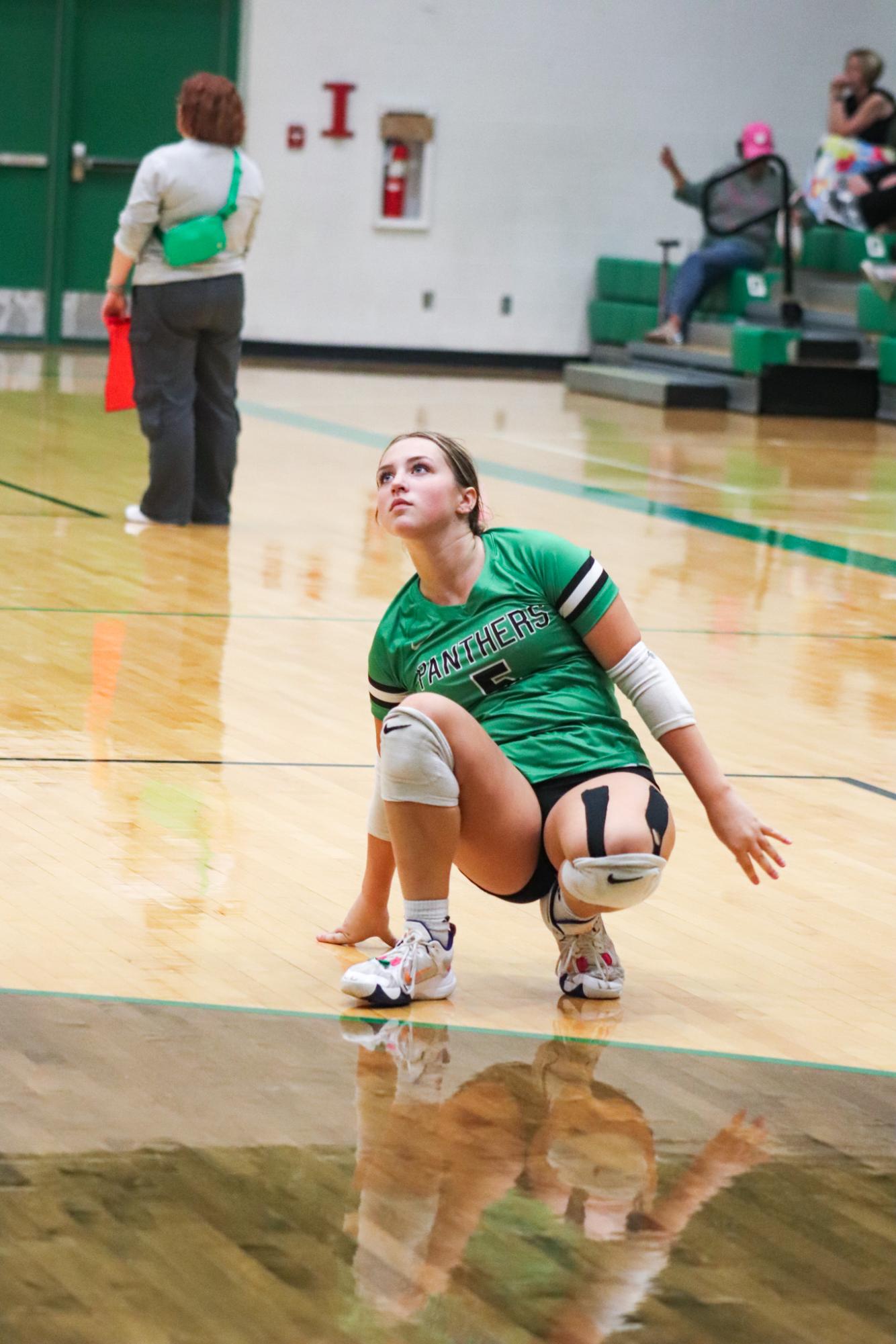 Varsity Volleyball vs. Hutchinson (Photos by Kaelyn Kissack)