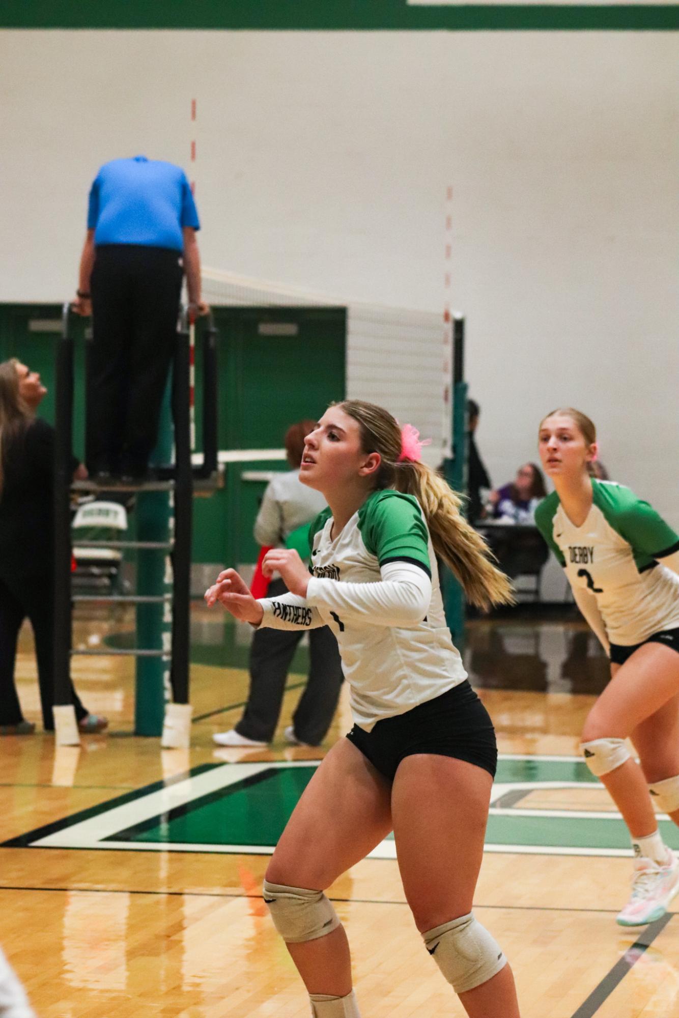 Varsity Volleyball vs. Hutchinson (Photos by Kaelyn Kissack)