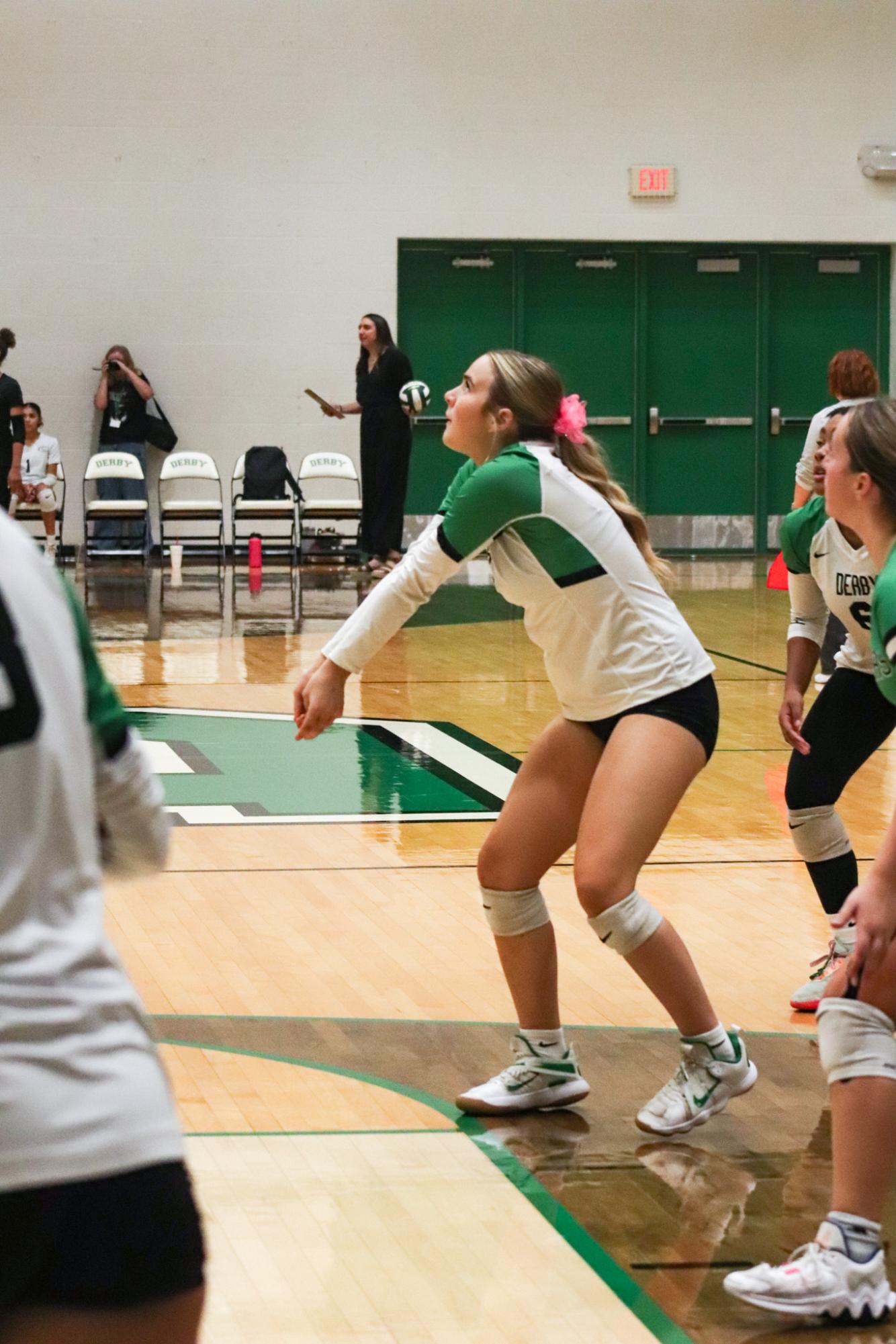 Varsity Volleyball vs. Hutchinson (Photos by Kaelyn Kissack)