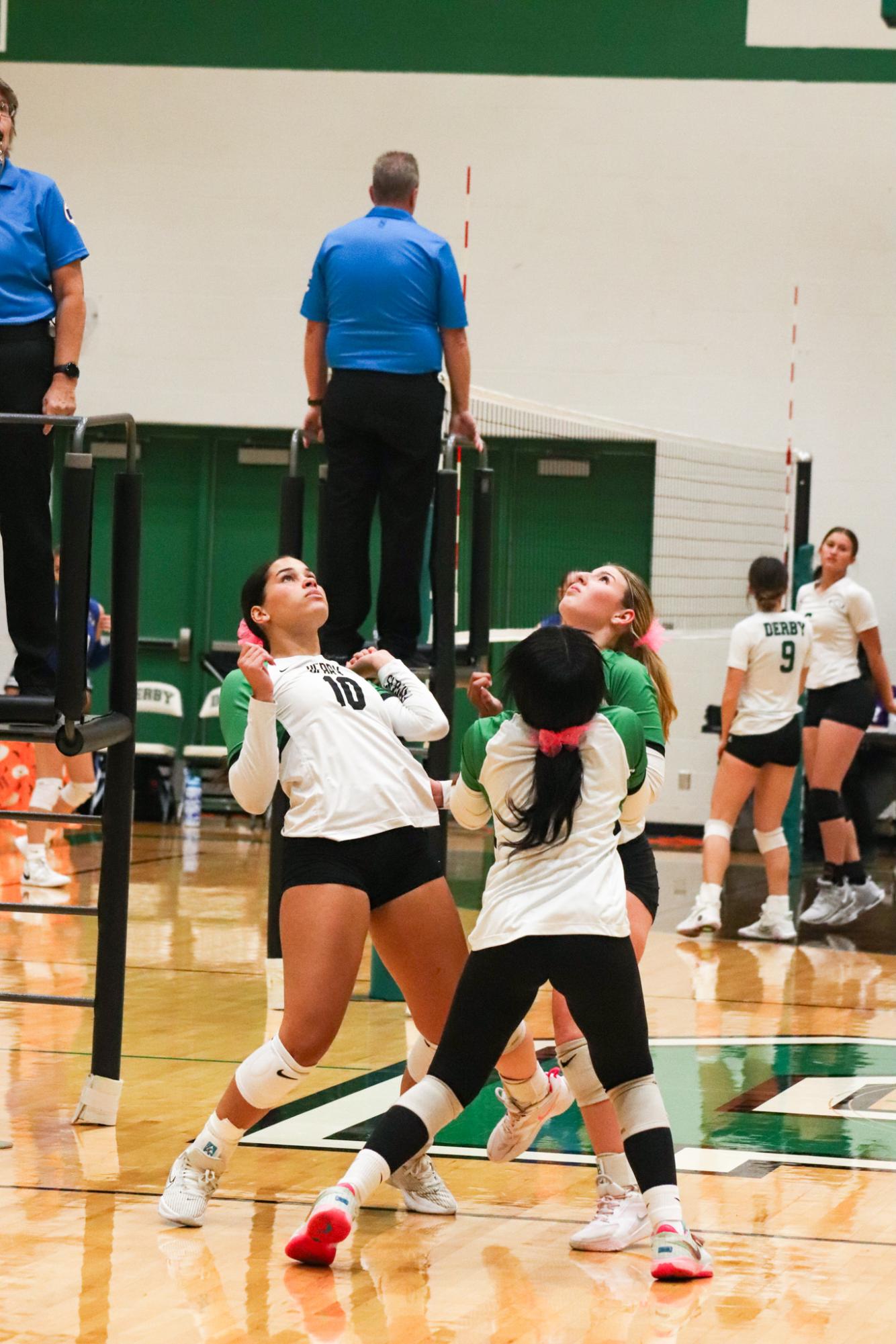 Varsity Volleyball vs. Hutchinson (Photos by Kaelyn Kissack)