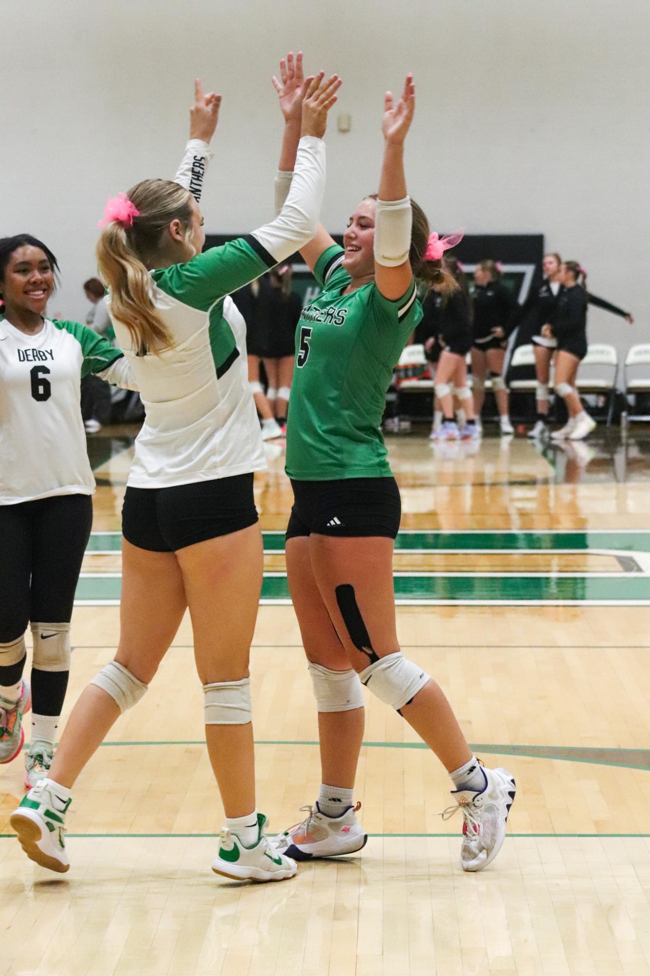 Varsity Volleyball vs. Hutchinson (Photos by Kaelyn Kissack)