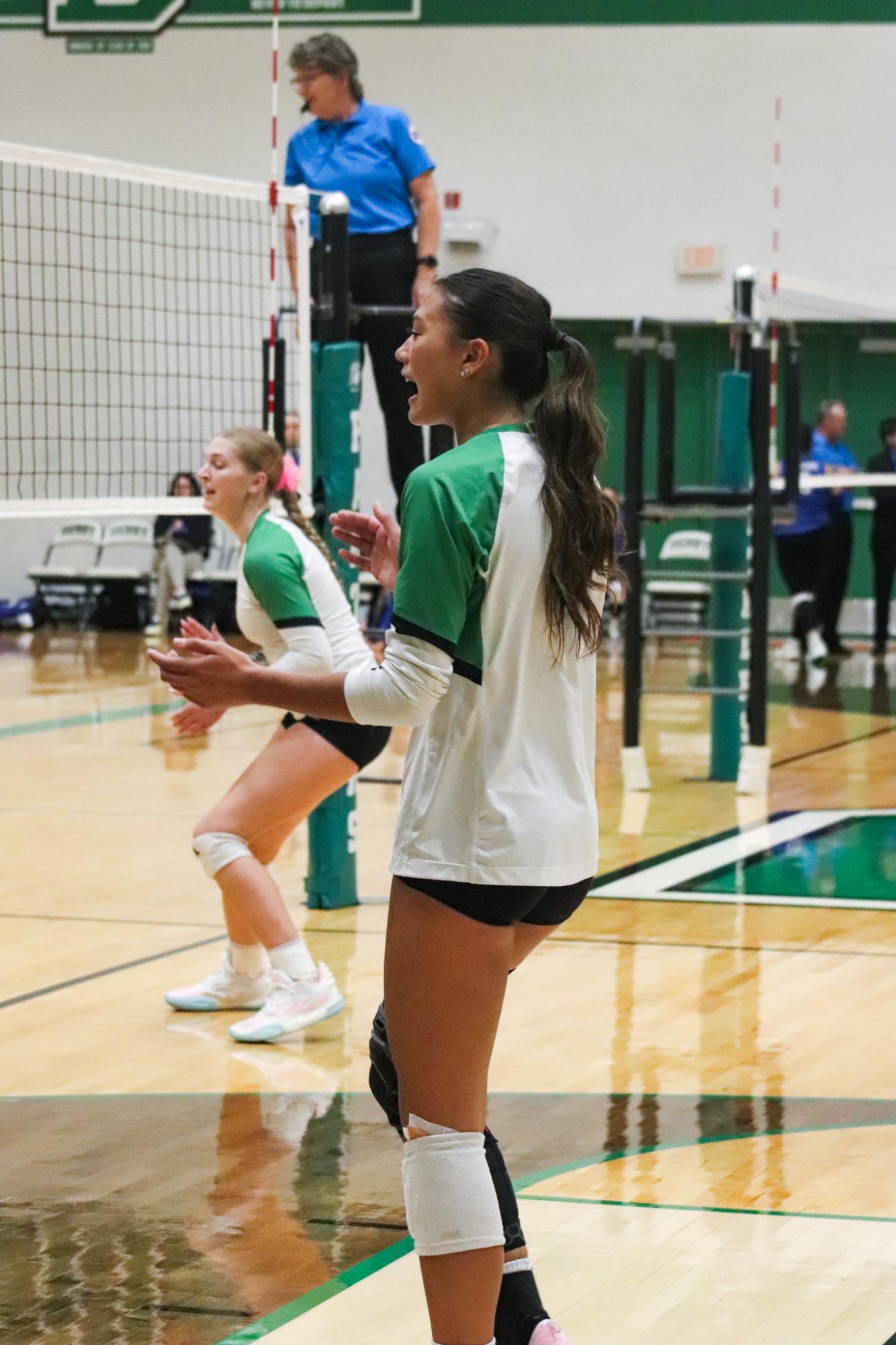 Varsity Volleyball vs. Hutchinson (Photos by Kaelyn Kissack)