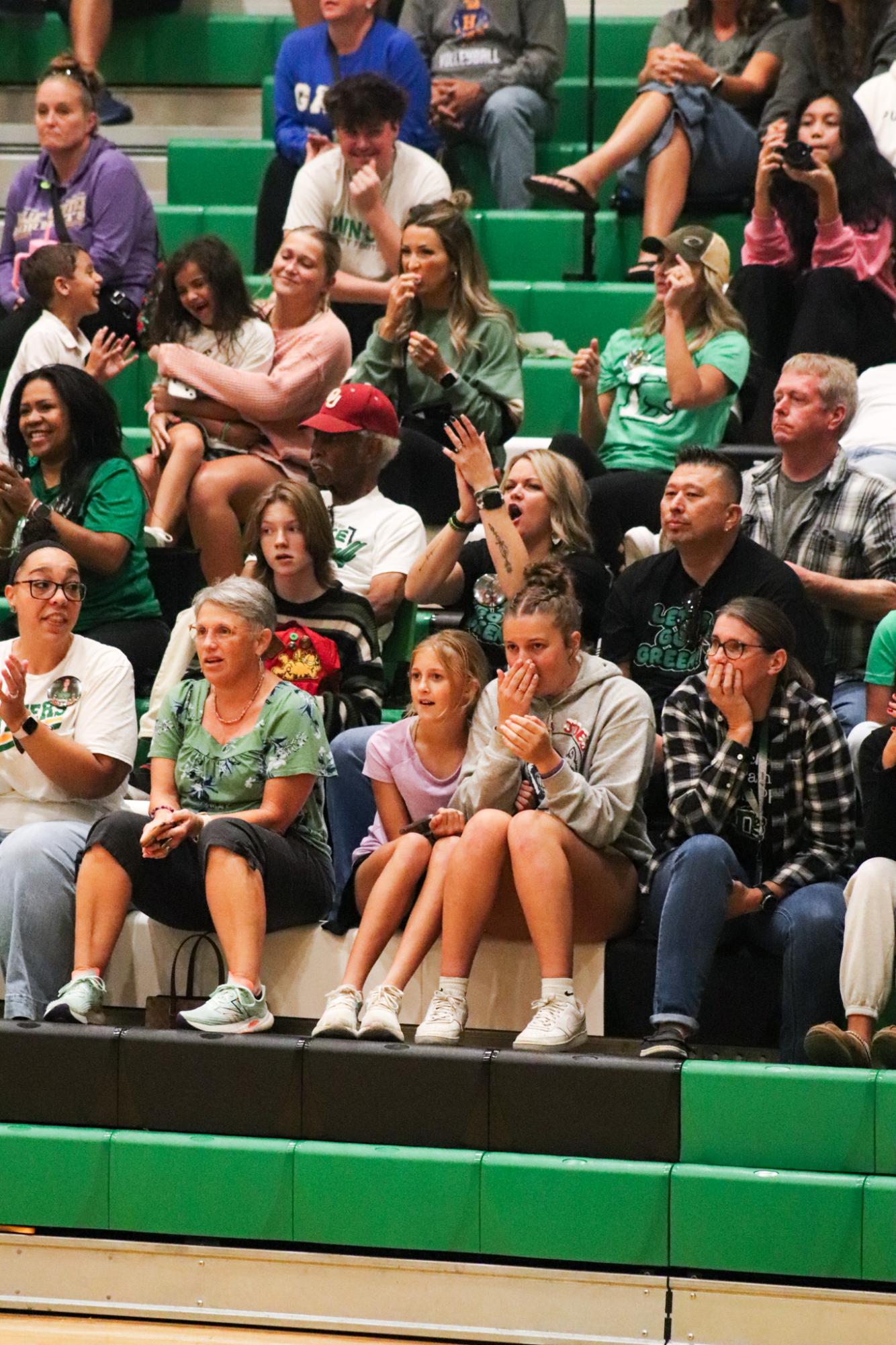 Varsity Volleyball vs. Hutchinson (Photos by Kaelyn Kissack)