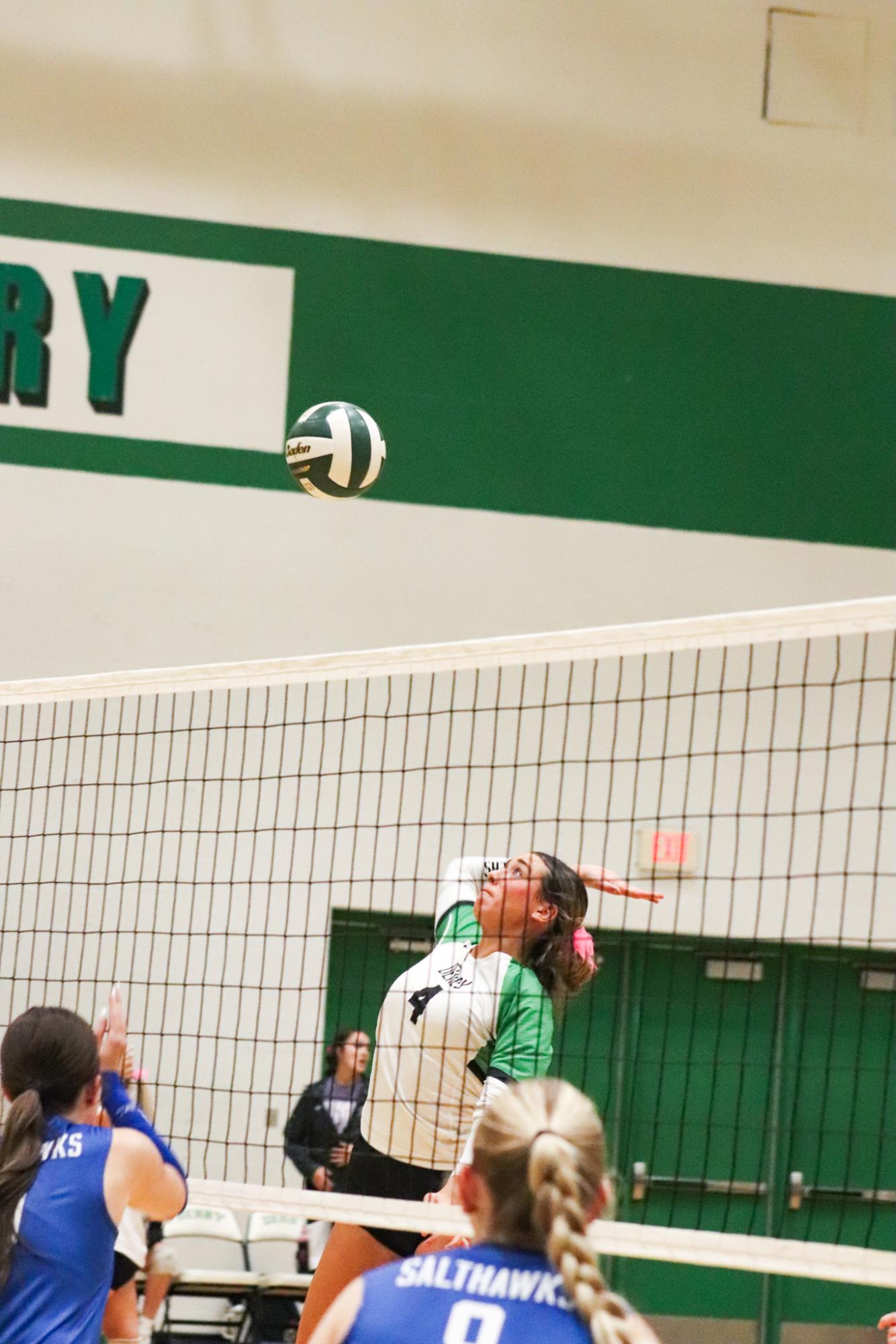 Varsity Volleyball vs. Hutchinson (Photos by Kaelyn Kissack)