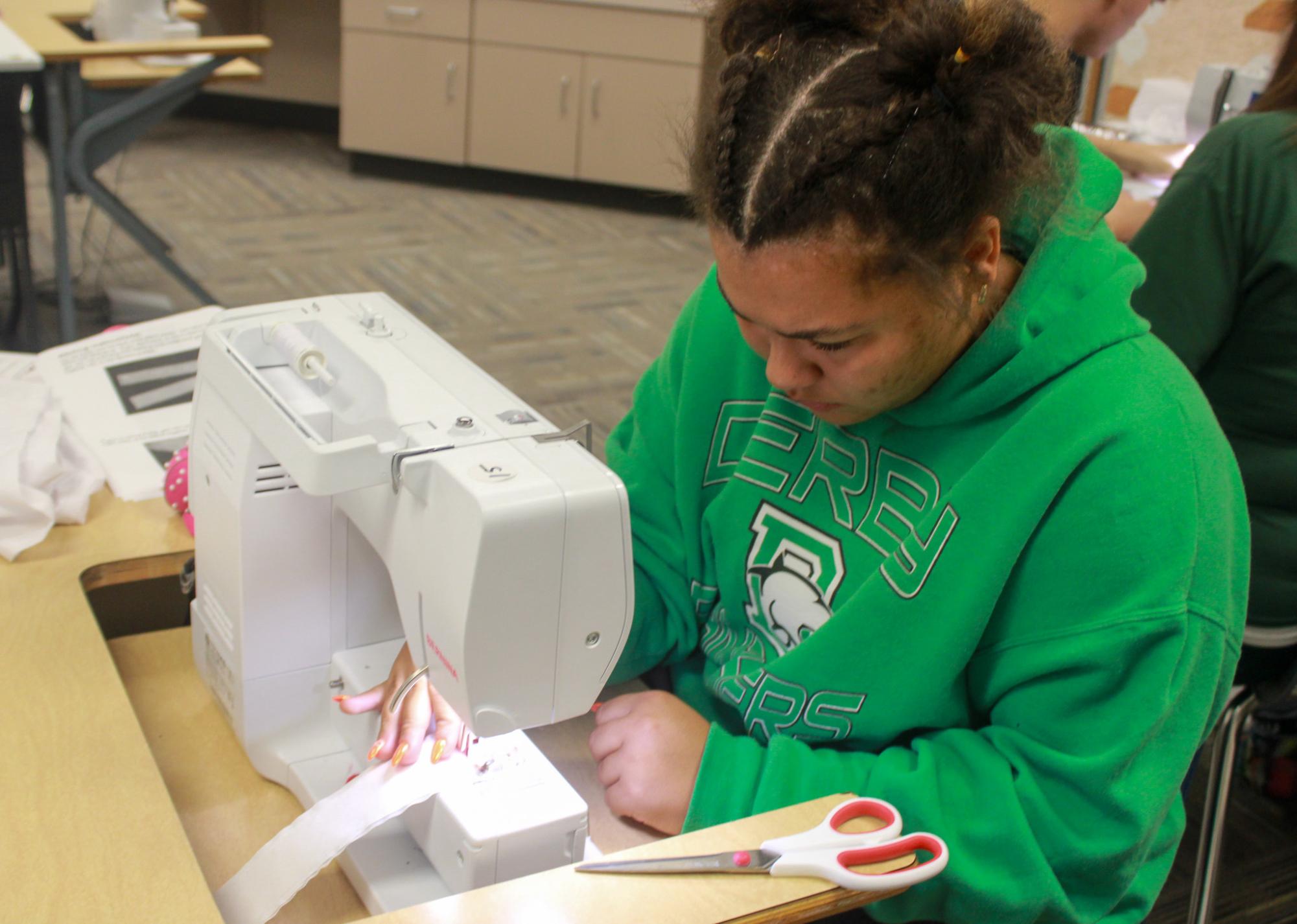 Sewing Class (Photos by Zoe Shreve)