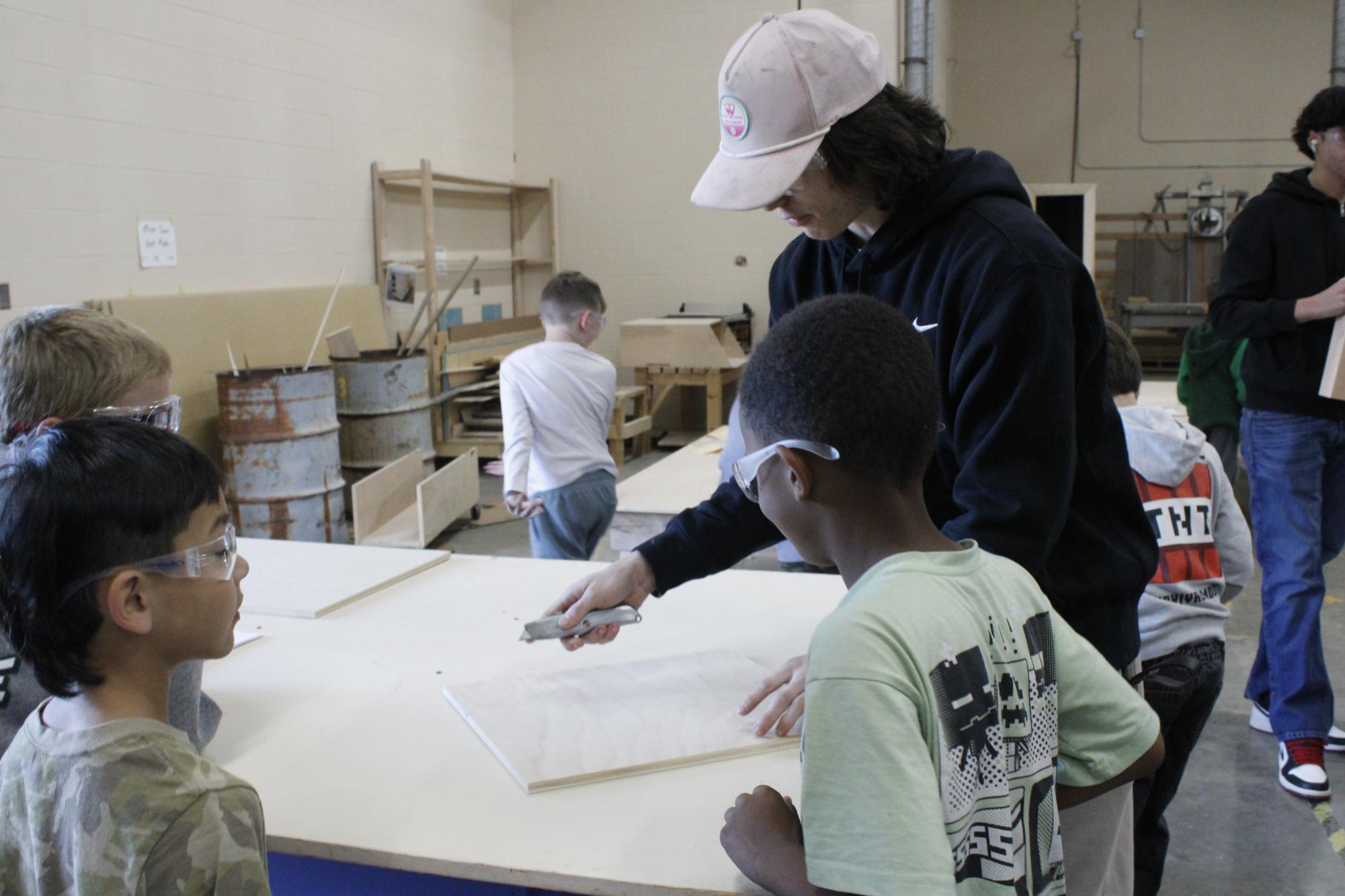 Tanglewood elementary visits DHS (Photos by Lilly Macormac)