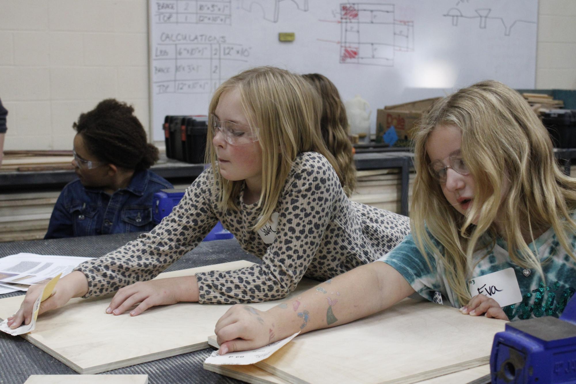 Tanglewood elementary visits DHS (Photos by Lilly Macormac)