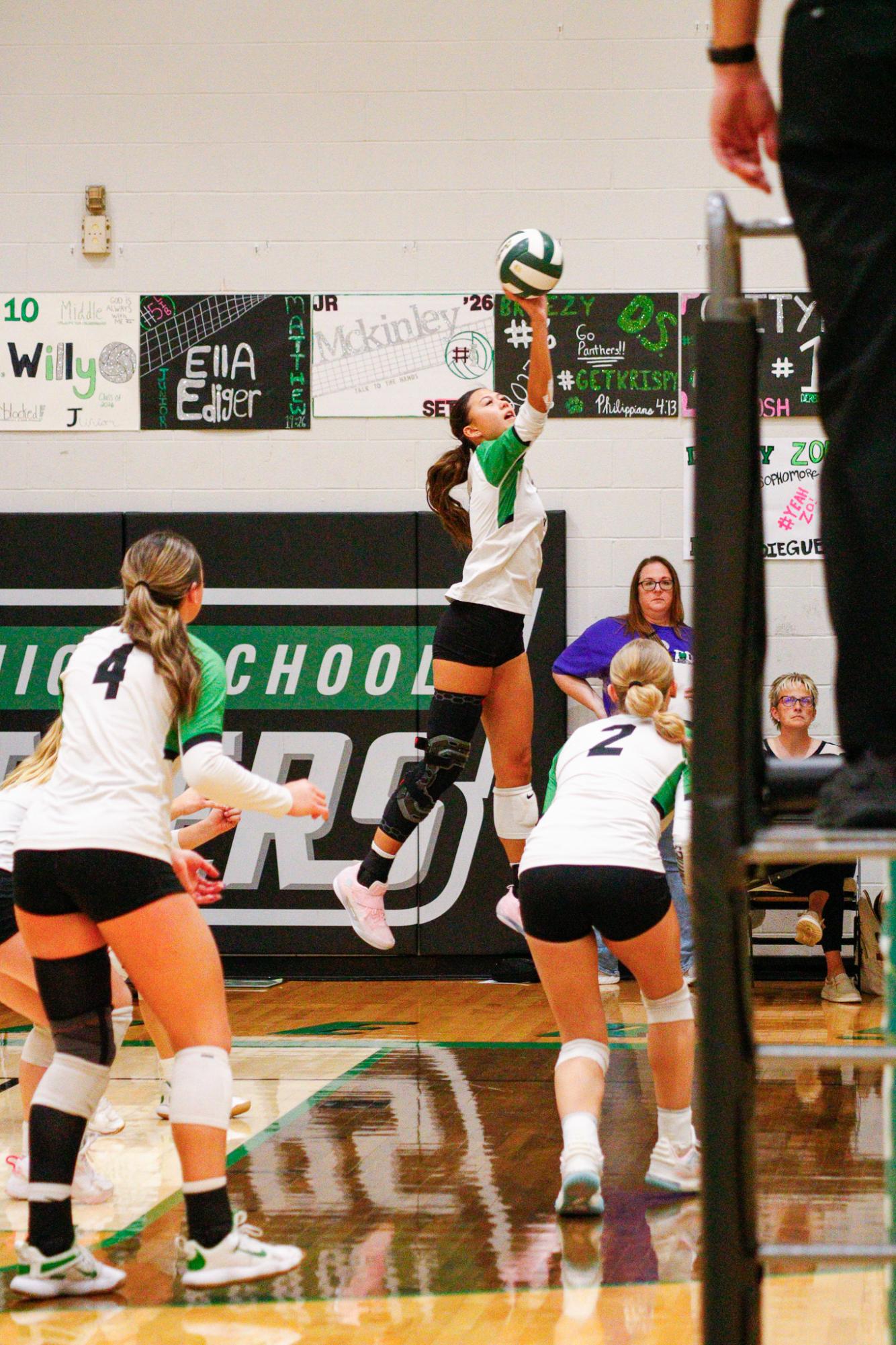 Girls Varsity Volleyball (Photos by Delainey Stephenson)