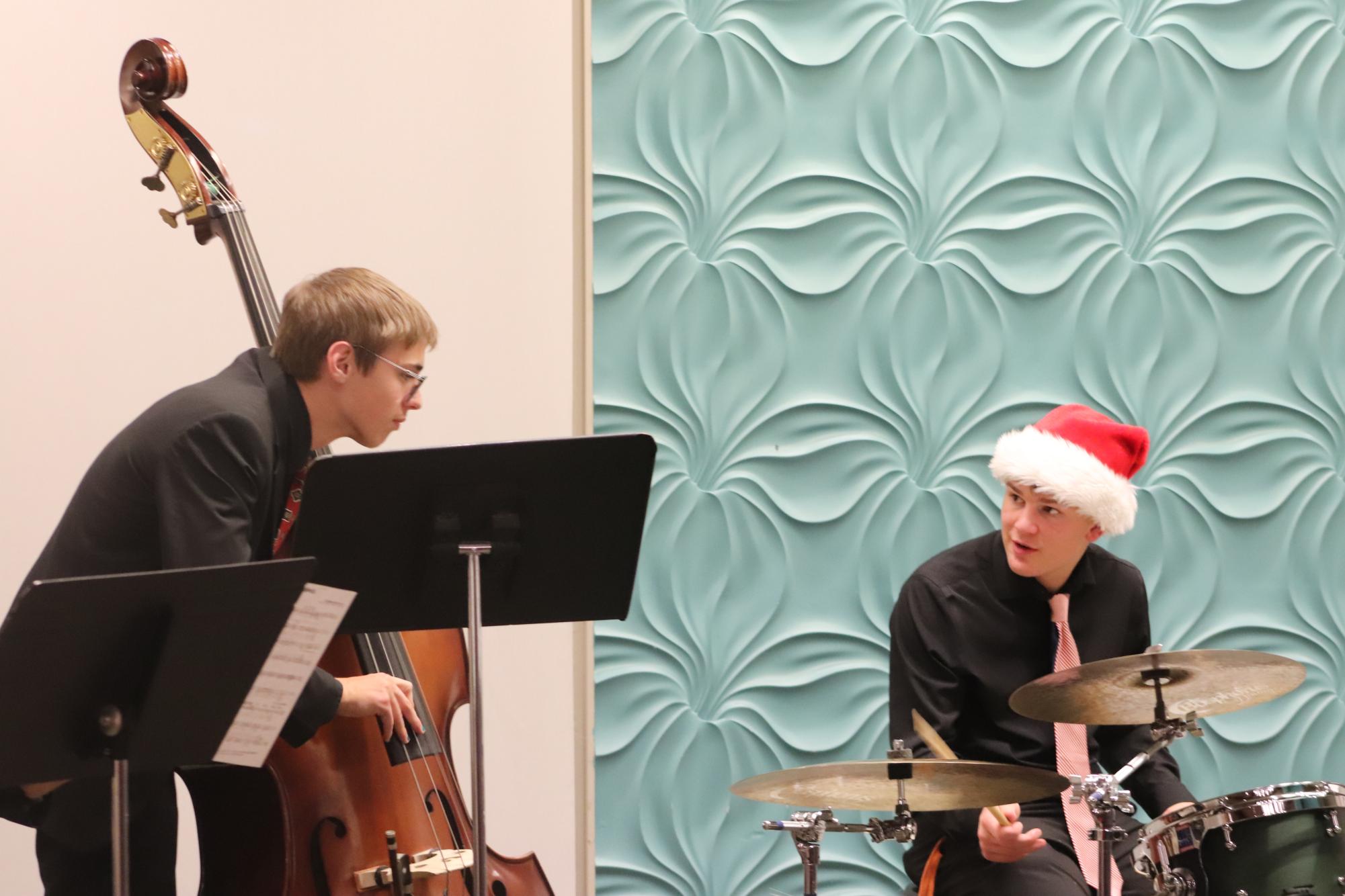 Annual tree lighting and jazz band (Photos by Persephone Ivy)