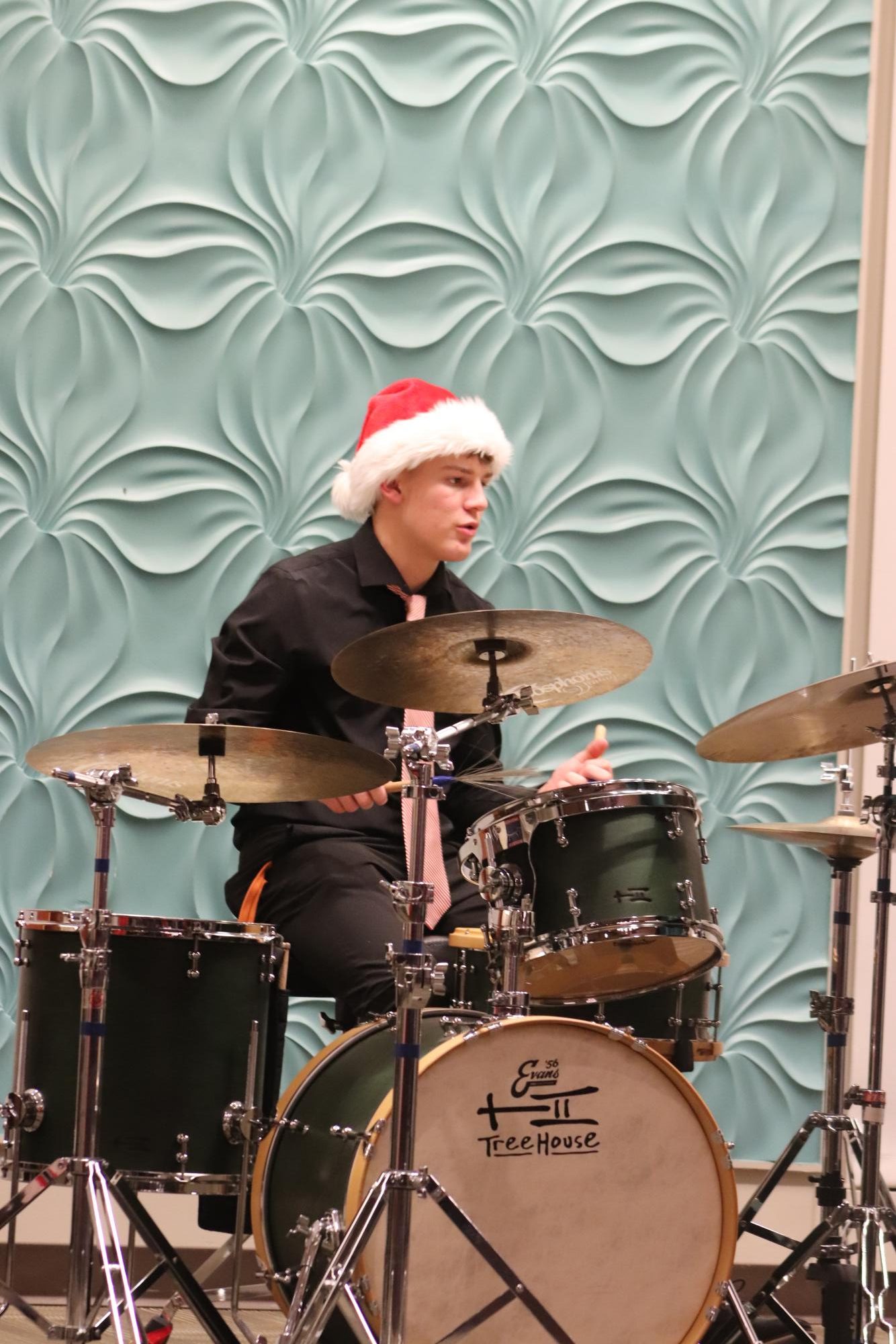 Annual tree lighting and jazz band (Photos by Persephone Ivy)