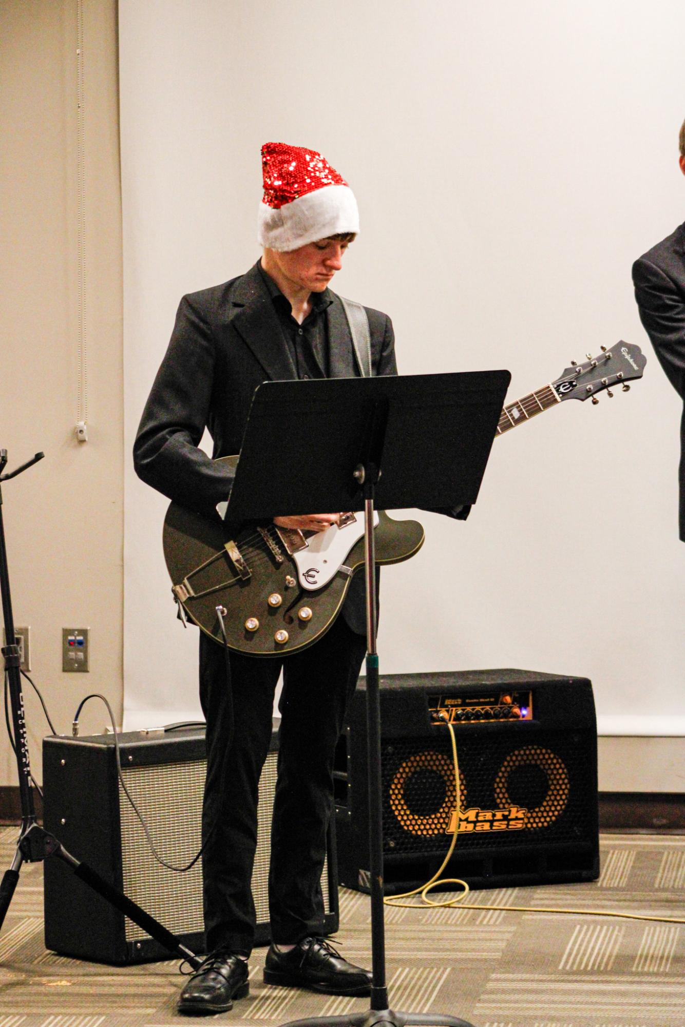 Annual tree lighting and jazz band (Photos by Kaelyn Kissack)