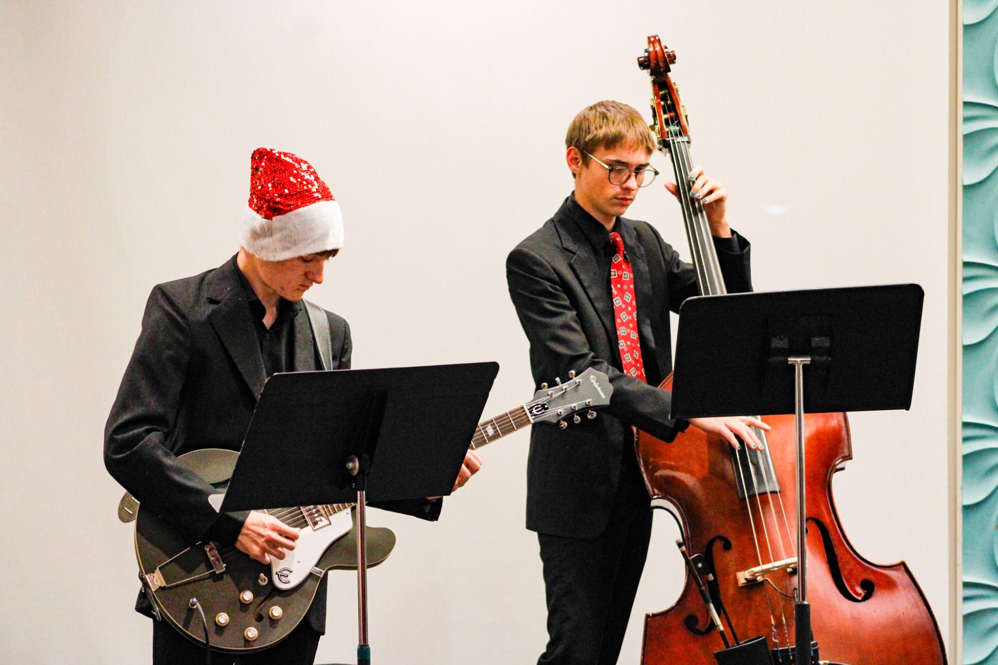 Annual tree lighting and jazz band (Photos by Kaelyn Kissack)