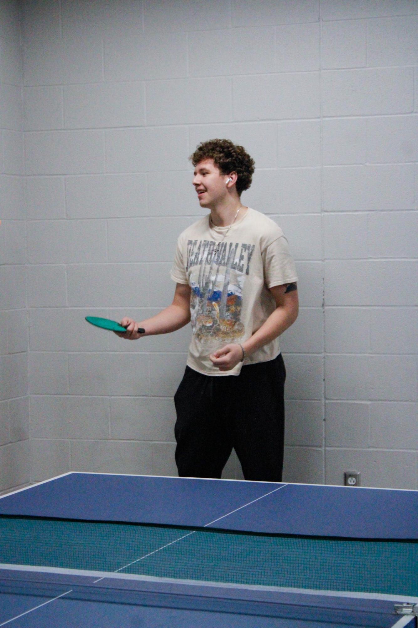 PE/SPED class play ping-pong (Photos by Kaelyn Kissack)