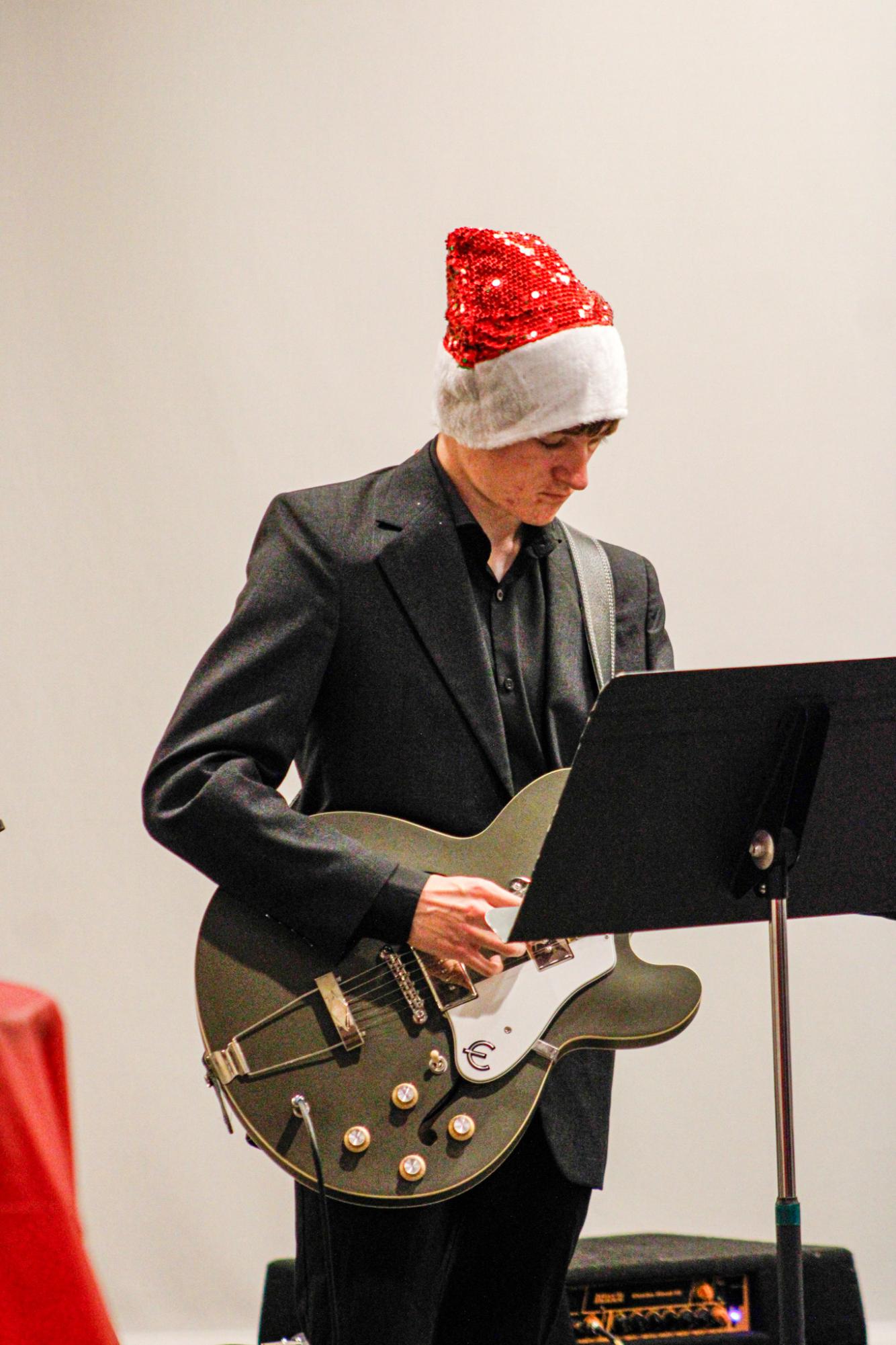 Annual tree lighting and jazz band (Photos by Kaelyn Kissack)