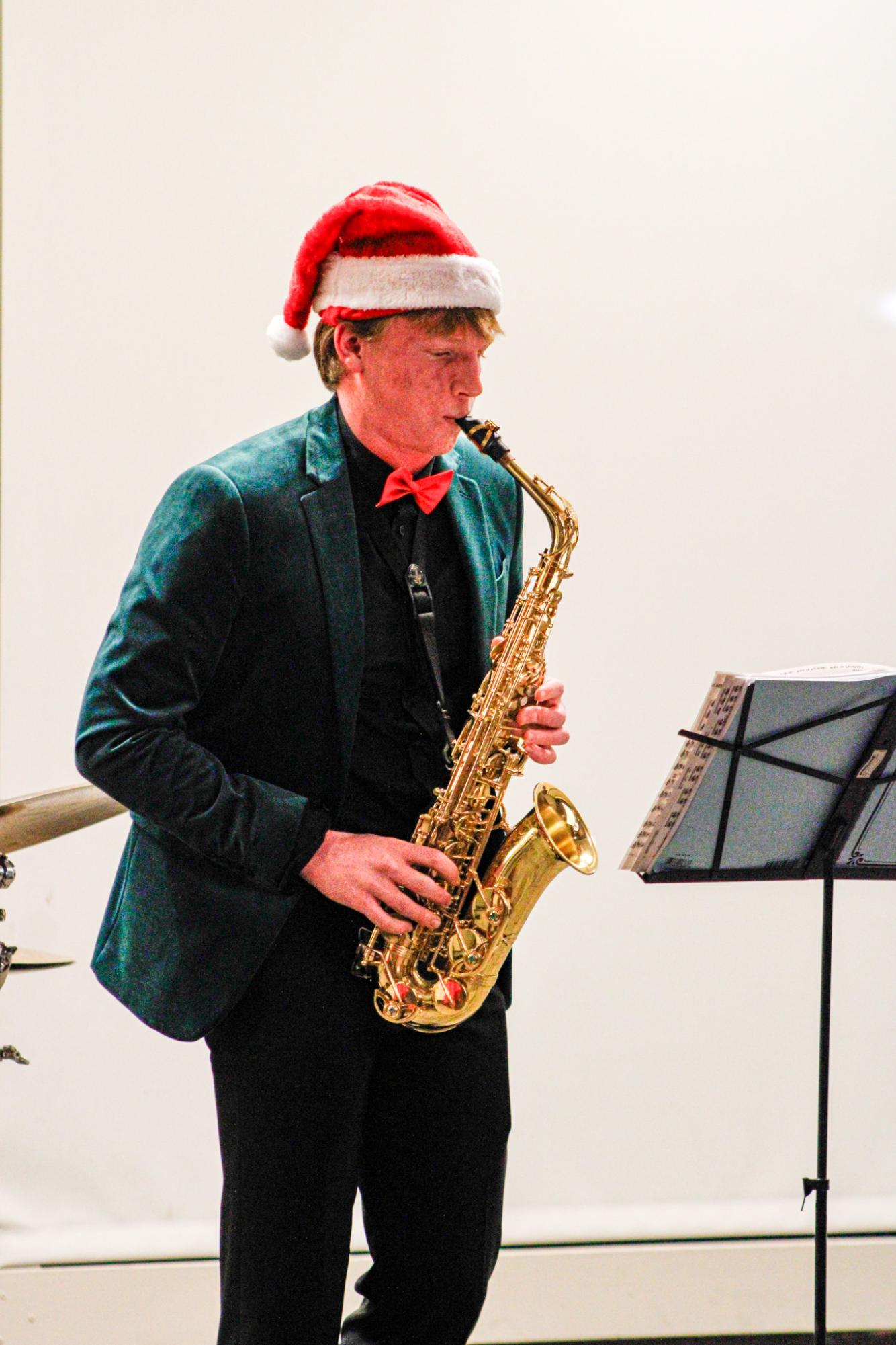 Annual tree lighting and jazz band (Photos by Kaelyn Kissack)