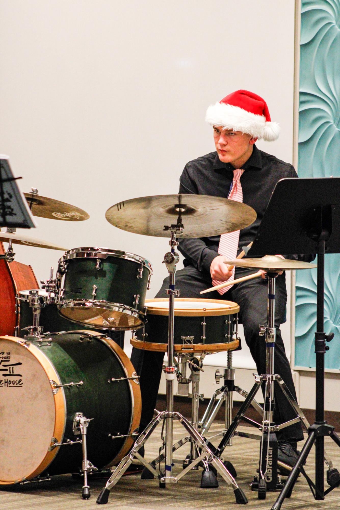 Annual tree lighting and jazz band (Photos by Kaelyn Kissack)