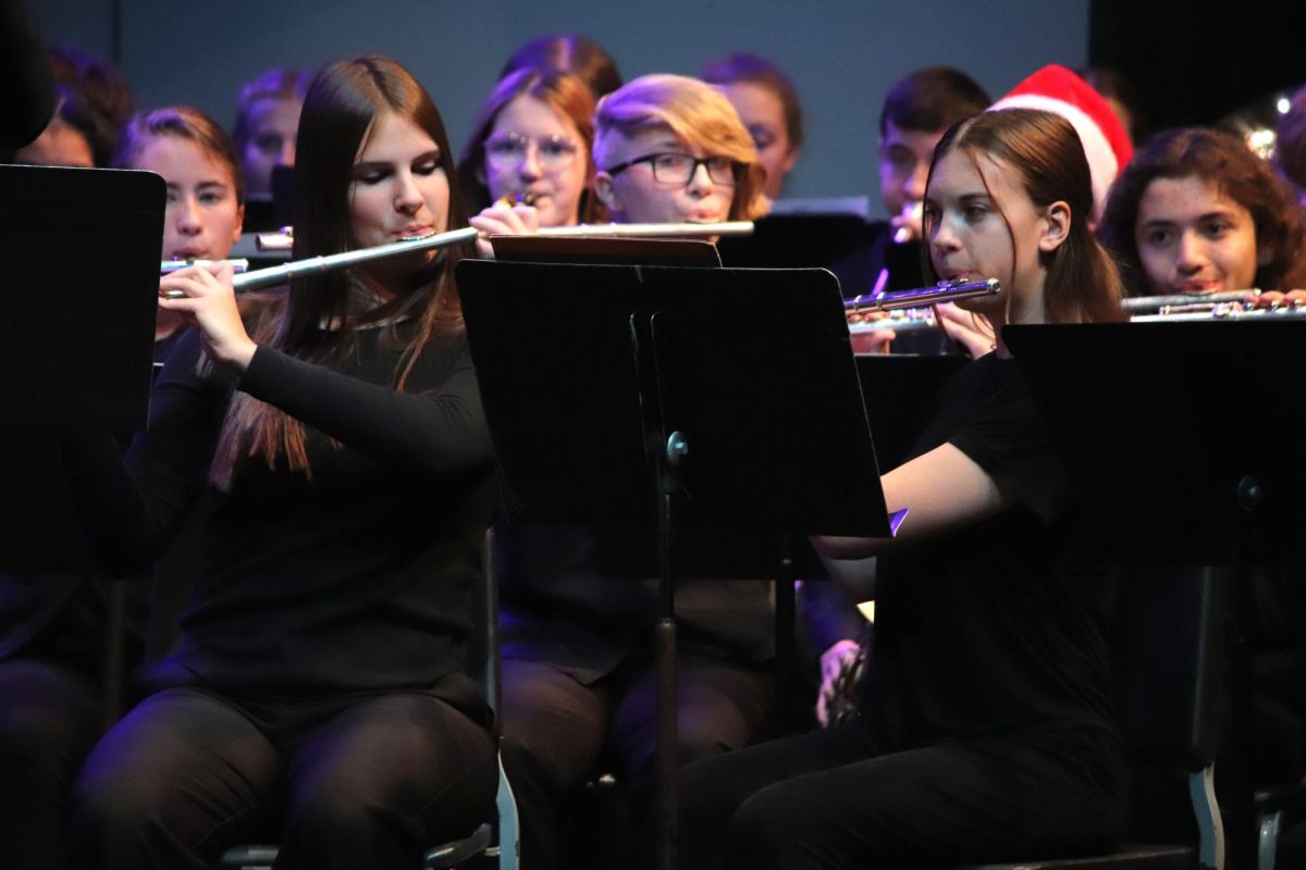 Students playing the flute