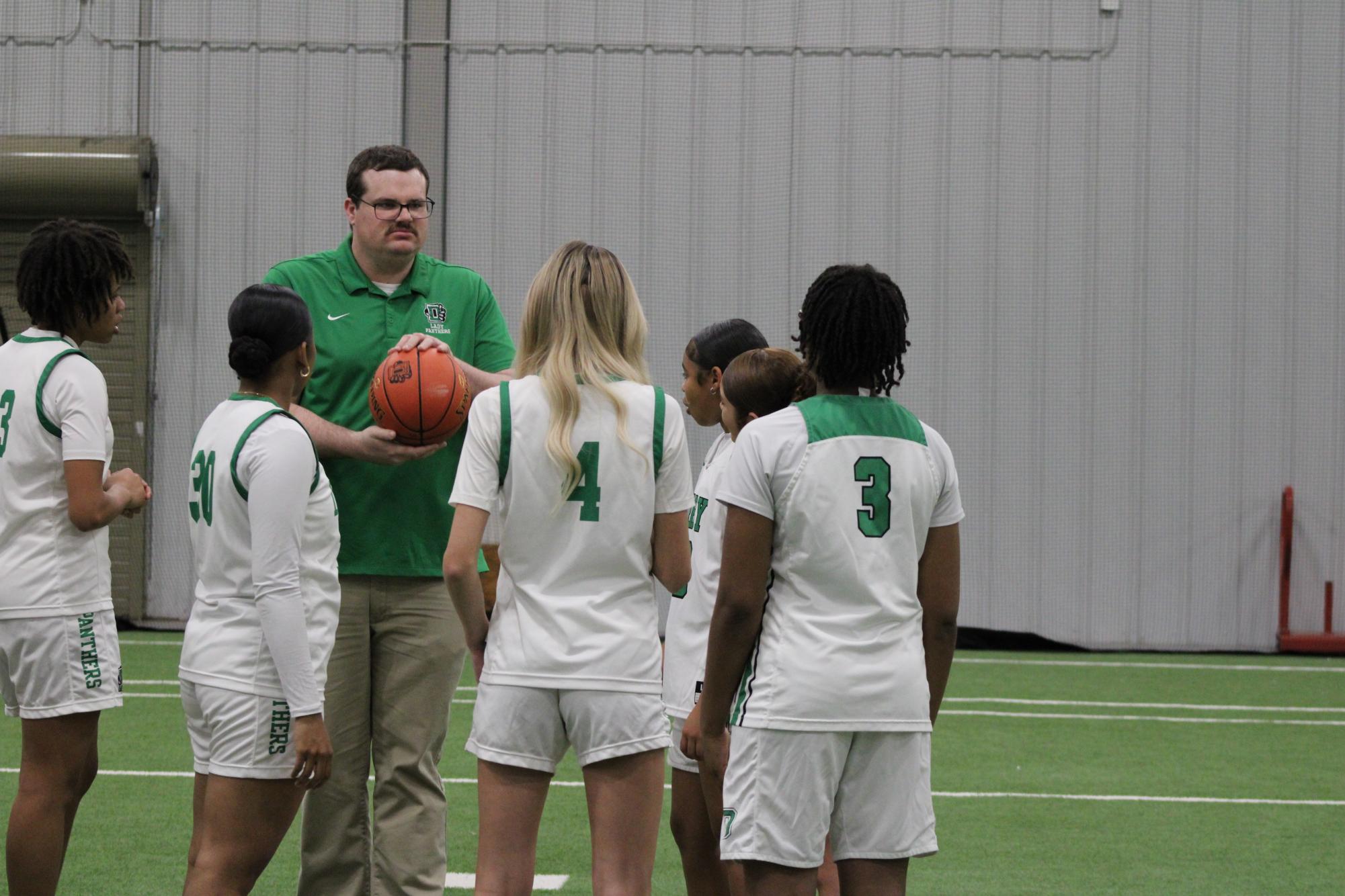 Girls Basketball Sports Pictures (Photos by Taylor Hallowell)