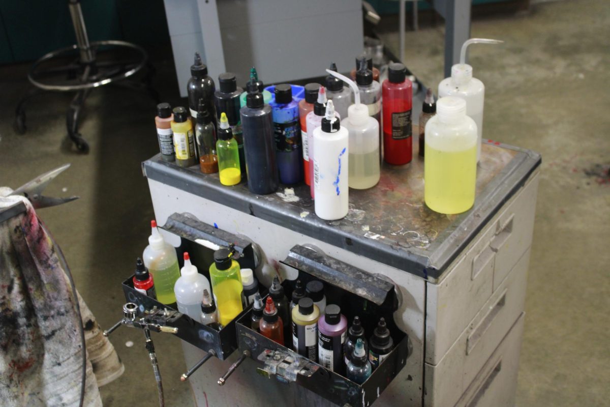 Airbrush cleaning cart.  