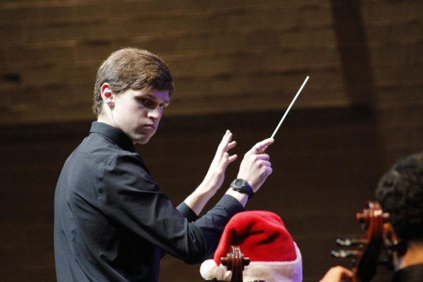 Navigation to Story: Seniors directing philharmonic orchestra (Photos by Persephone Ivy)